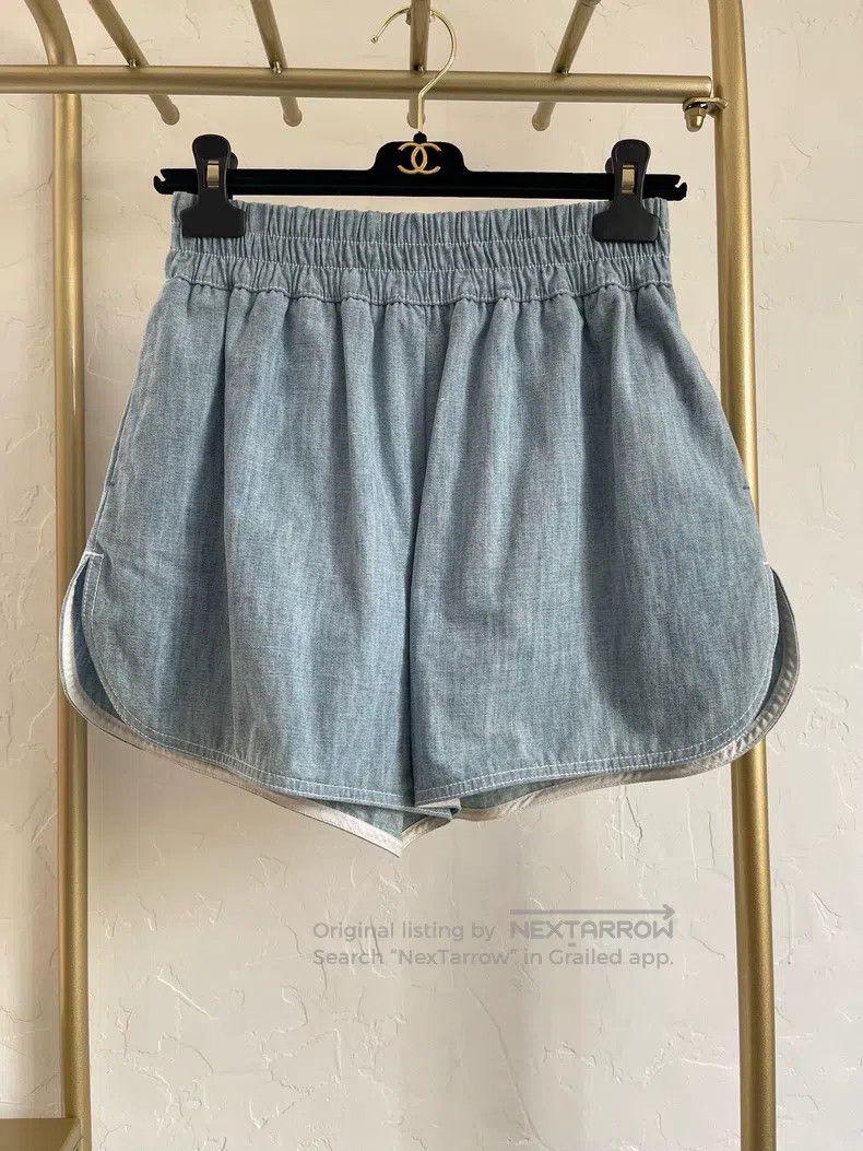 Fendi Fendi Light blue shorts Size 25" / US 0 / IT 36 - 1 Thumbnail