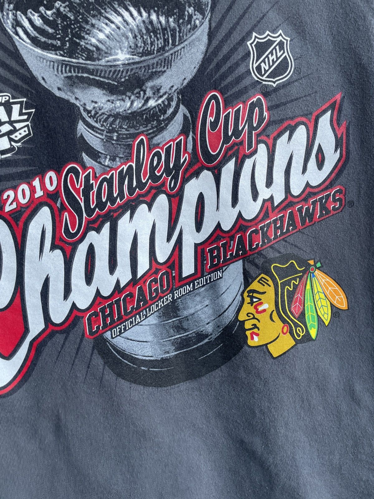 NHL Chicago BlackHawks Stanley Cup 2010 Champions NHL T Shirt Size US S / EU 44-46 / 1 - 9 Thumbnail