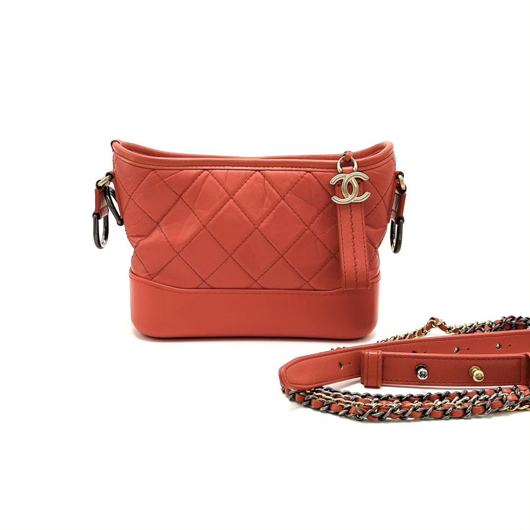 Chanel Pre-loved Bag Very good condition Size ONE SIZE - 1 Thumbnail