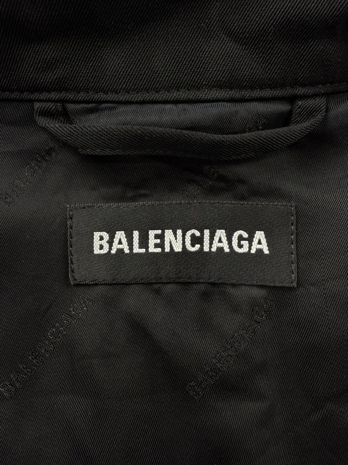 Balenciaga Balenciaga Oversized Shirt Jacket with Shoulder Pad Size US S / EU 44-46 / 1 - 15 Thumbnail