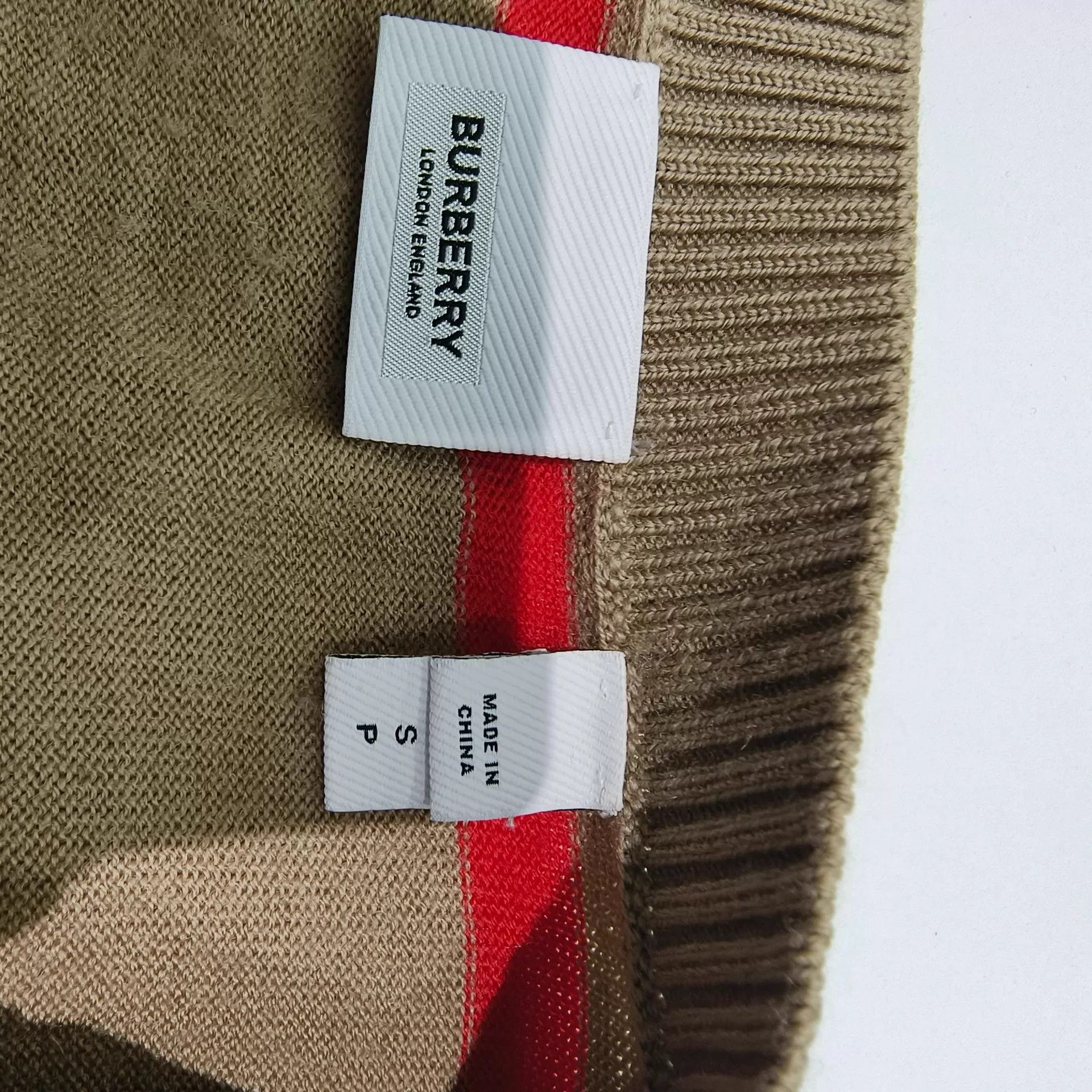 Burberry Burberry 99 New Check Cardigan S Authentic Size S / US 4 / IT 40 - 3 Thumbnail