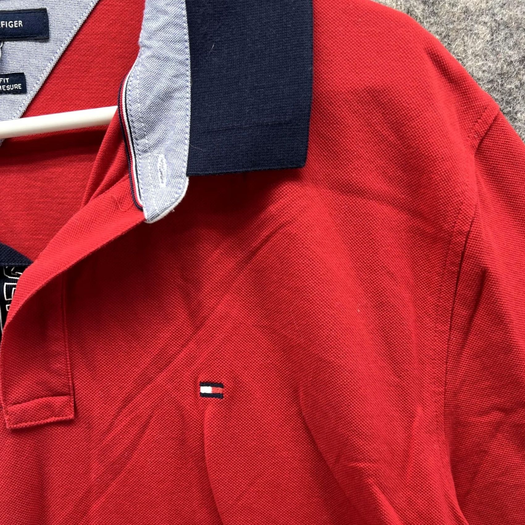 Tommy Hilfiger Tommy Hilfiger Polo Shirt Men XL Red Regular Fit Short Sleeve Button Collar 100% Cotton Logo Solid Vintage: No Size US XL / EU 56 / 4 - 4 Thumbnail