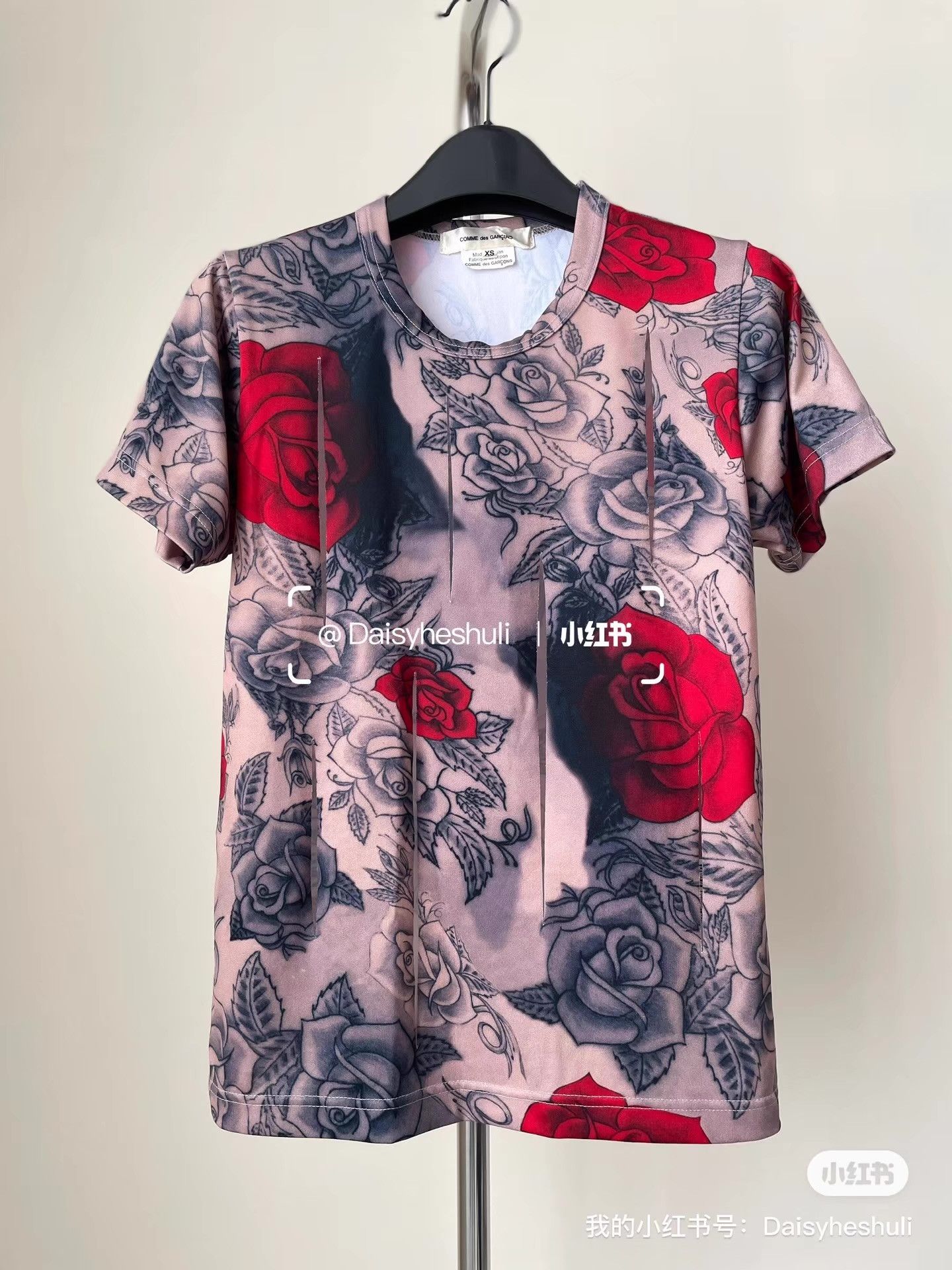 Comme des Garcons Comme des Garçons Ripped Short-Sleeve T-shirt。Ｑ24 Size XS / US 0-2 / IT 36-38 - 1 Thumbnail