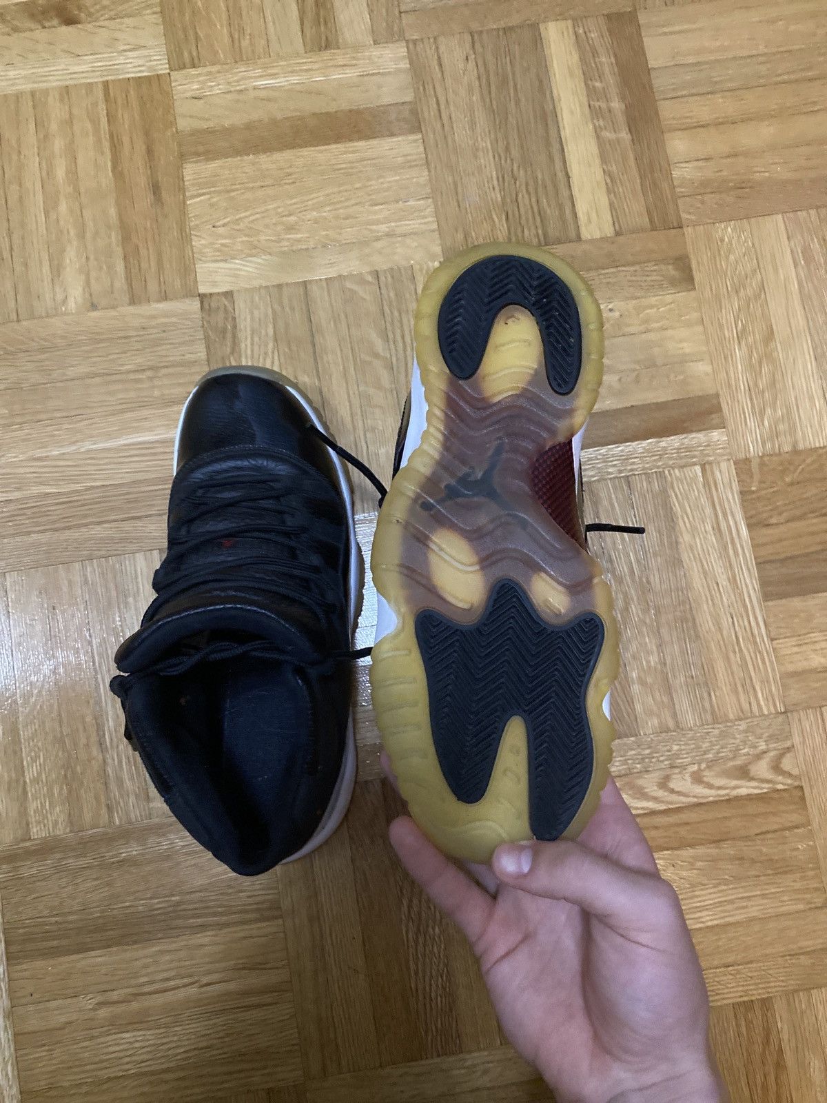 Jordan Brand × Nike Jordan 11 retro 72-10 Size US 7 / EU 40 - 5 Thumbnail
