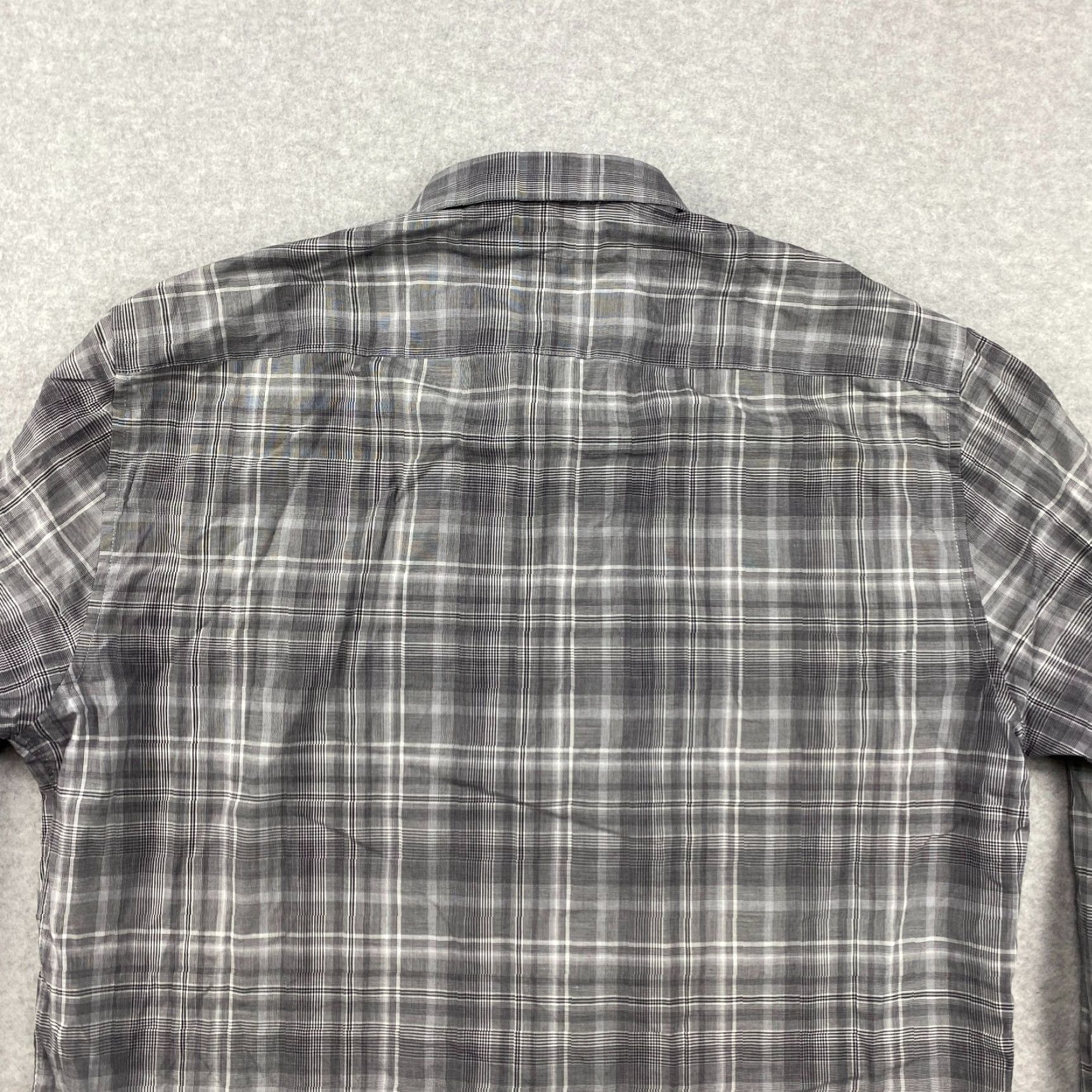 Theory VINTAGE? No. Theory Button-Up Shirt Mens L Gray Plaid Cotton Blend Mother of Pearl Buttons Long Sleeve Regular Fit Size US L / EU 52-54 / 3 - 7 Thumbnail