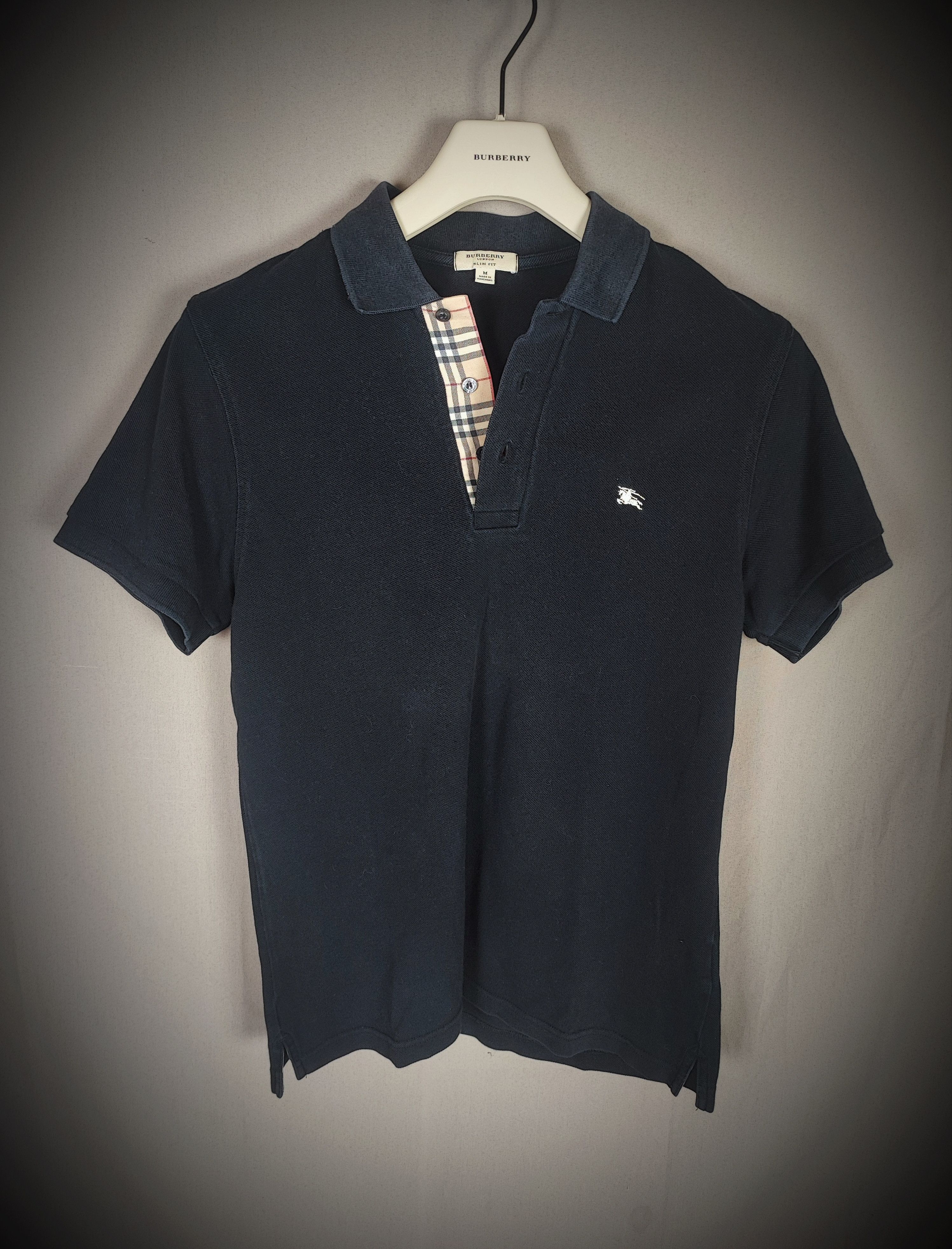 Burberry 🔥 Burberry Polo M Black very good condition🔥 Size US M / EU 48-50 / 2 - 2 Thumbnail