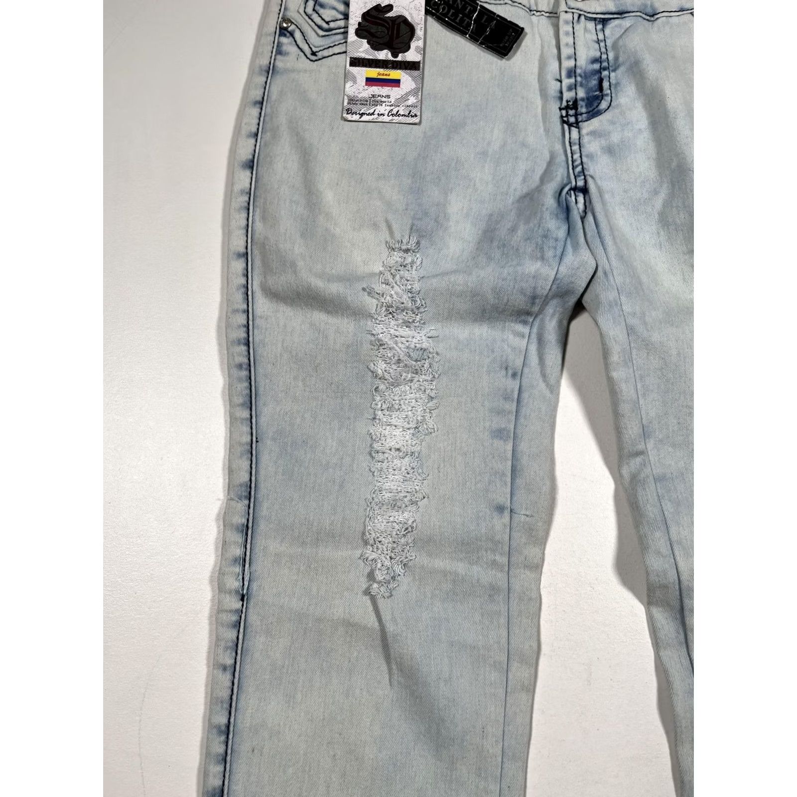 Vintage Silver Diva Jeans Womens 7 Skinny Light Wash Distressed Push Up High Rise Size 28" / US 6 / IT 42 - 6 Thumbnail