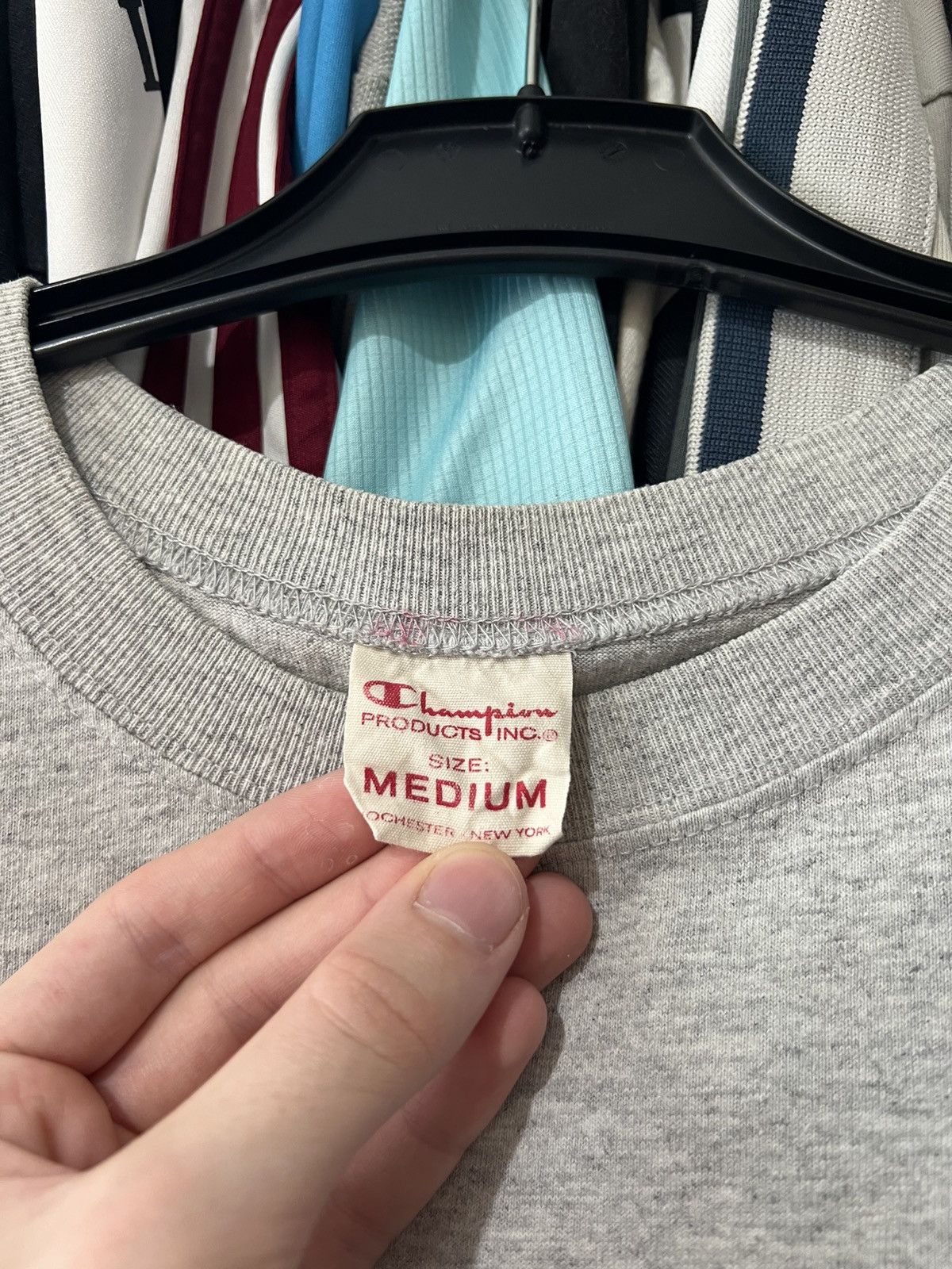 Champion 90s VINTAGE CHAMPION CENTRE LOGO HEAWY VEIGHT T SHIRT SZ M Size US S / EU 44-46 / 1 - 6 Thumbnail