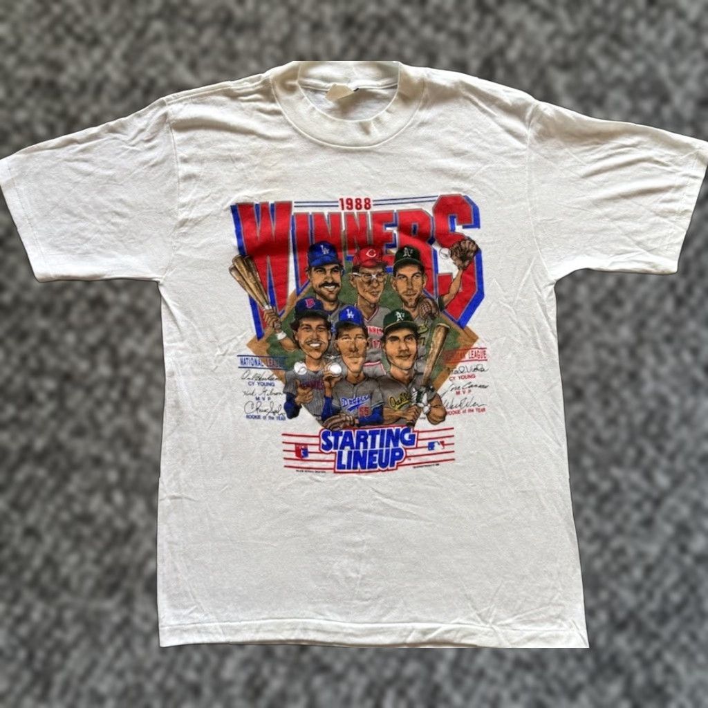 Salem Sportswear VINTAGE 1980S Starting Lineup Winners T-Shirt L White Salem Sportswear Men 80s Cartoon Sports Logo Crew Neck Short Sleeve MLB Jose Conseco Kirk Gibson Size US L / EU 52-54 / 3 - 1 Thumbnail