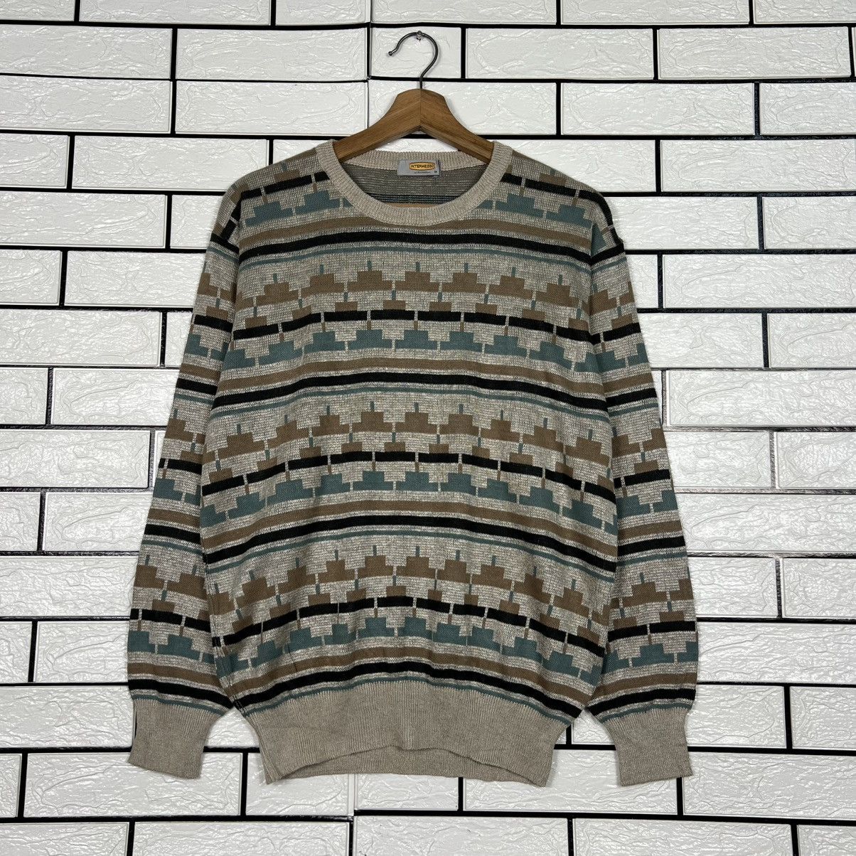 Japanese Brand Vintage 90's INTERMEZZO Knitted Sweatshirt #3956-C180 Size US M / EU 48-50 / 2 - 1 Thumbnail