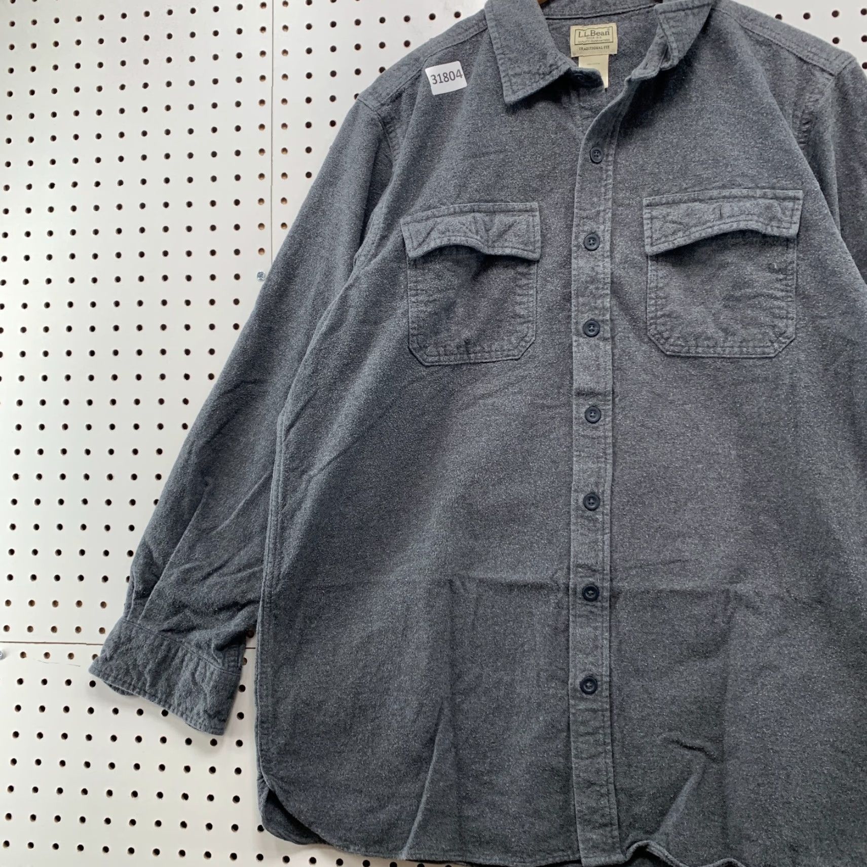 Vintage VINTAGE L.L. Bean Chamoi Button Shirt Men Large Tall Gray Long Sleeve Outdoor Pocket 90s Size US L / EU 52-54 / 3 - 3 Thumbnail