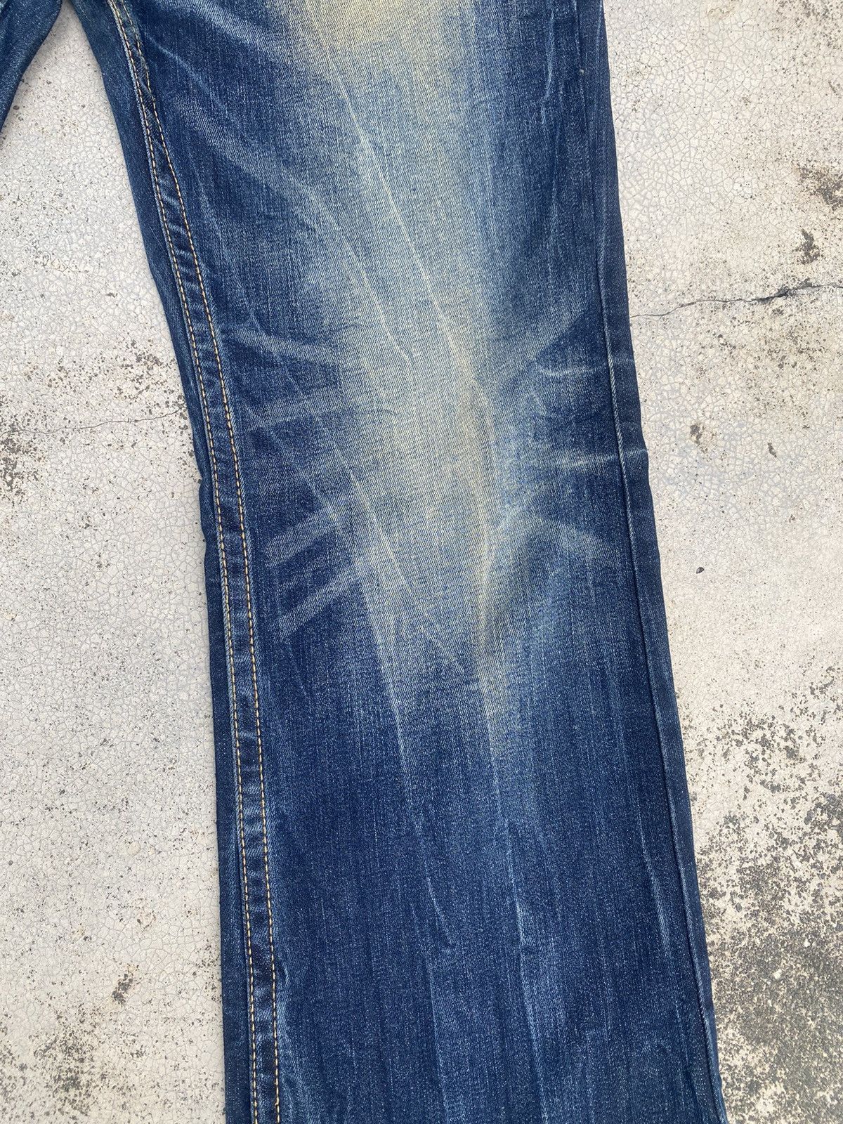 If Six Was Nine × Le Grande Bleu (L.G.B.) Flare Jeans Red Papper Clawmark Studded Cross Bootcut Size US 30 / EU 46 - 6 Thumbnail