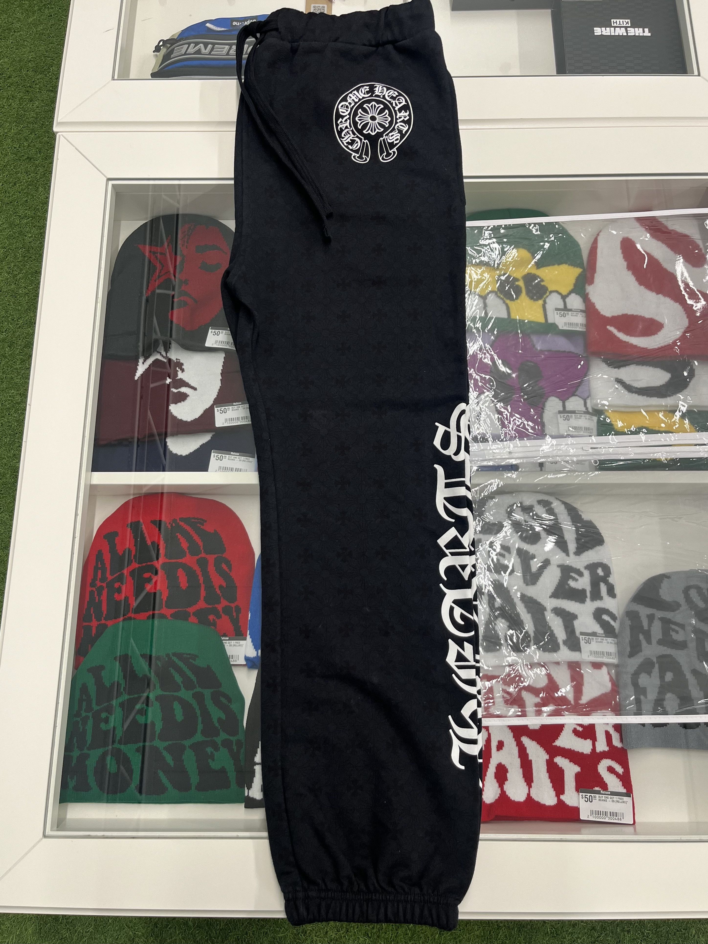 Chrome Hearts Chrome Hearts All Over Monogram Sweatpants Size US 34 / EU 50 - 4 Thumbnail