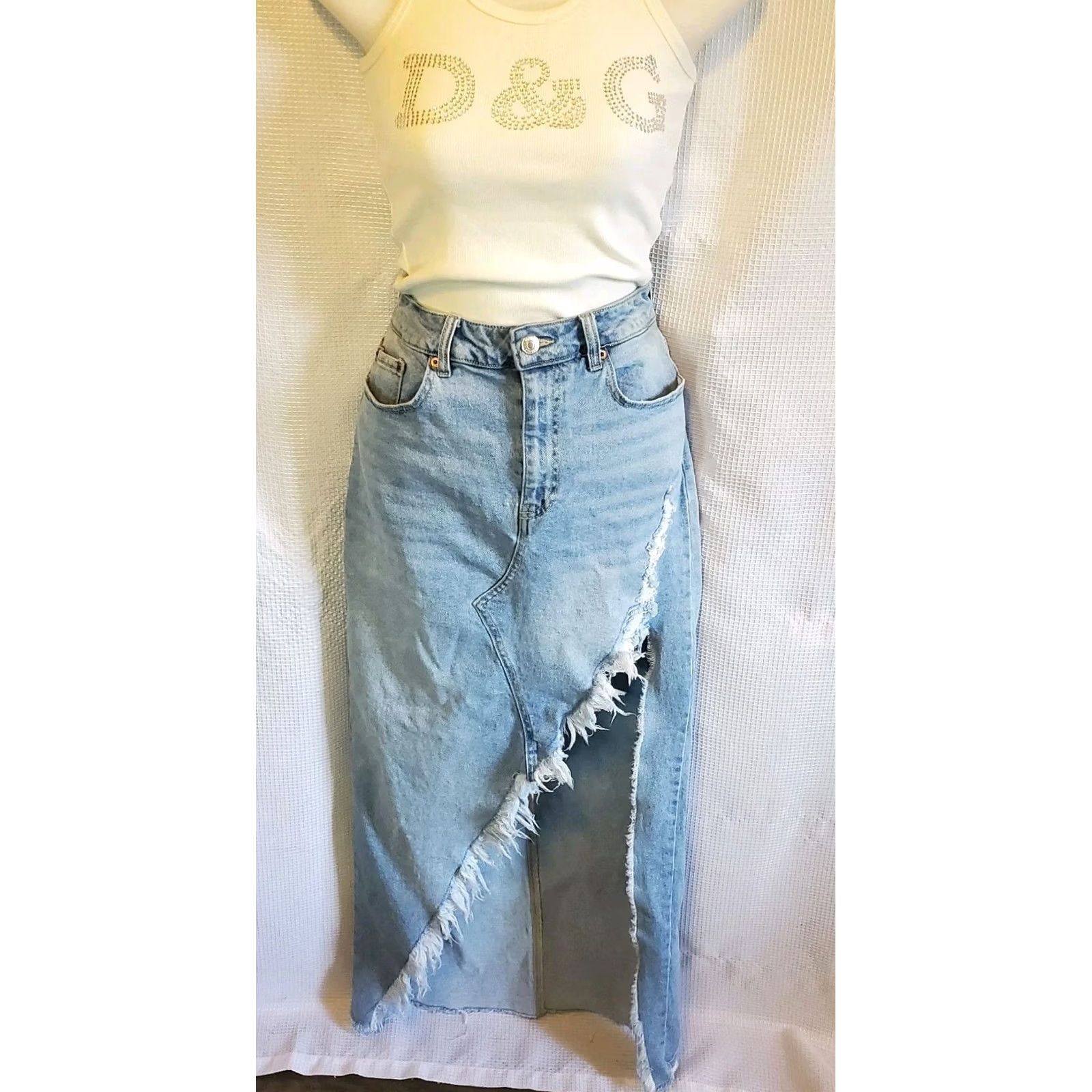 Forever 21 FOREVER 21 Skirt Womens L Blue Denim Asymmetrical Maxi Lightwash Fringe Cowgirl Size 36" / US 14 / IT 50 - 2 Thumbnail