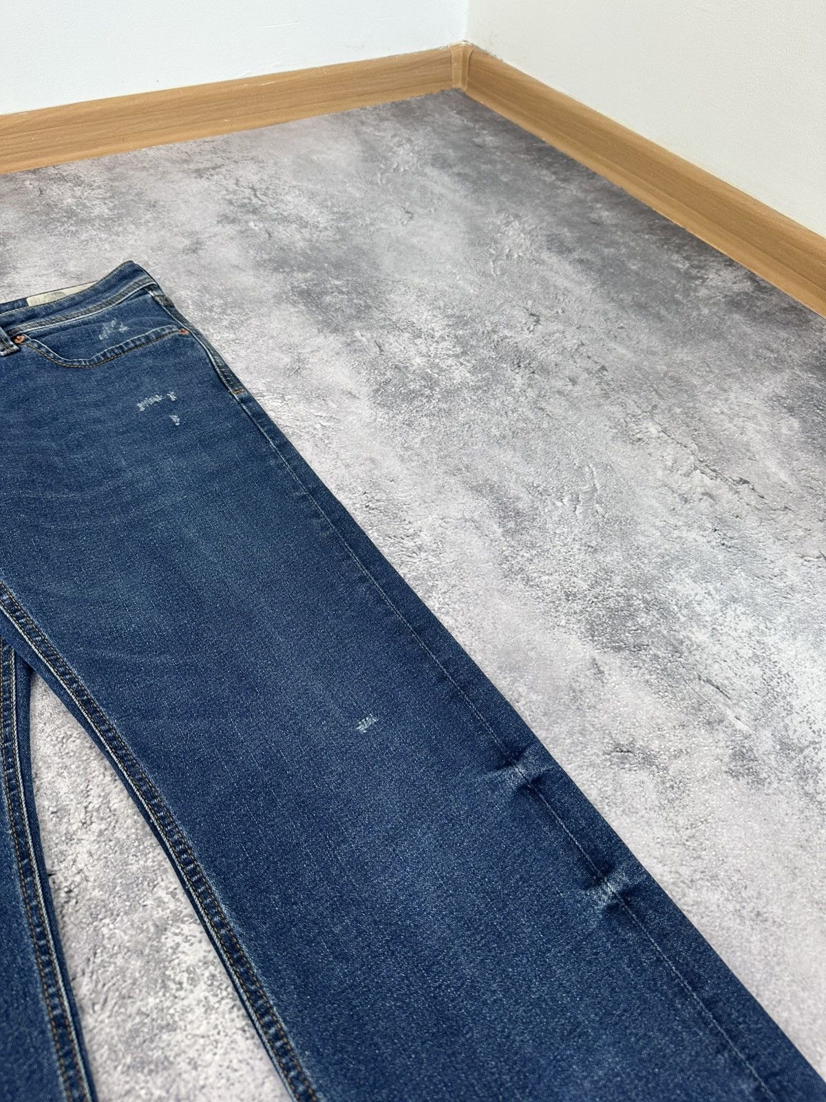 Diesel Vintage Diesel Avant Garde Designer Straight Larkee Jeans Size US 32 / EU 48 - 11 Thumbnail