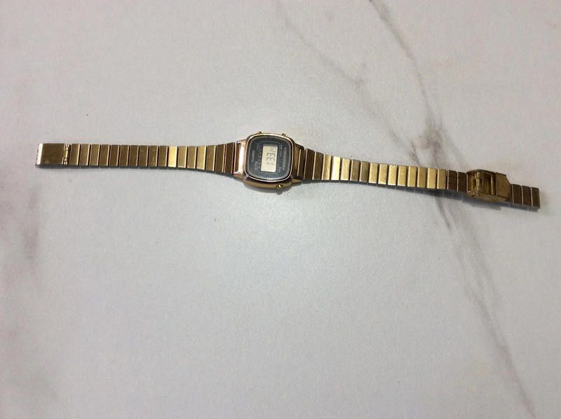 Casio Casio ladies gold bracelet watch Size ONE SIZE - 1 Thumbnail