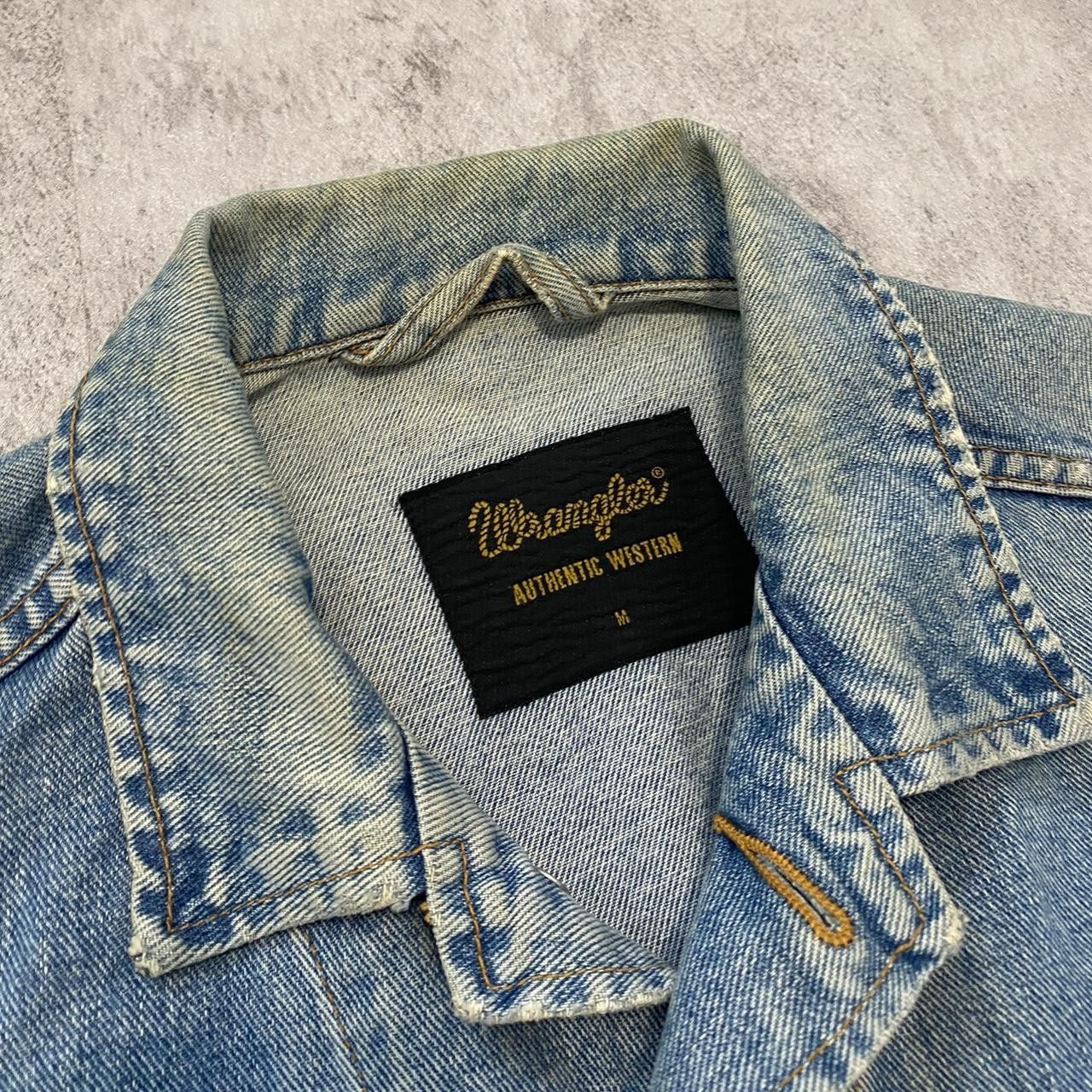 Wrangler Wrangler denim jacket with a relaxed fit #denimjacket Size US M / EU 48-50 / 2 - 4 Thumbnail