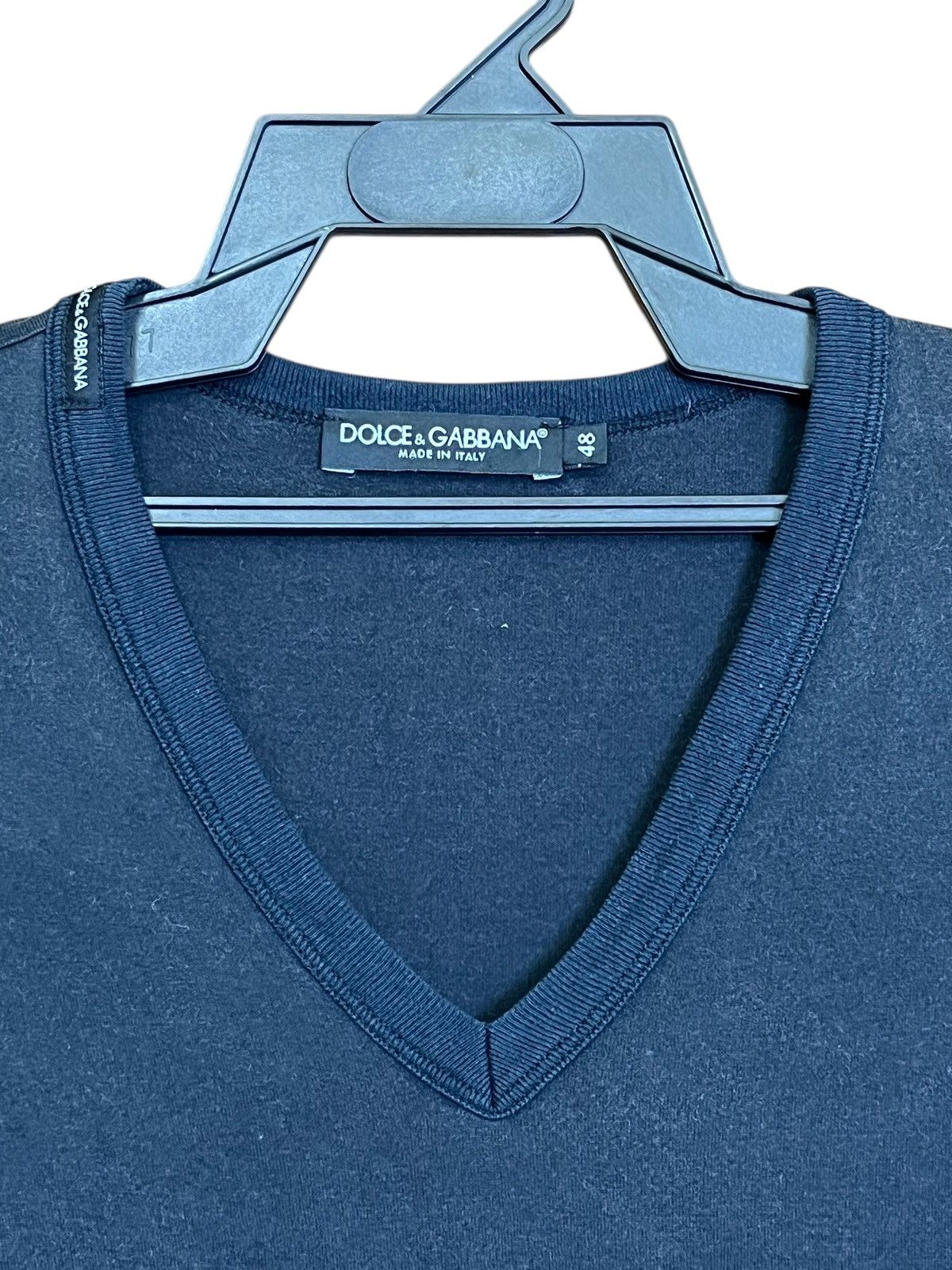 Iconic🔥D&G dolce & gabbana v-neck tee shirt