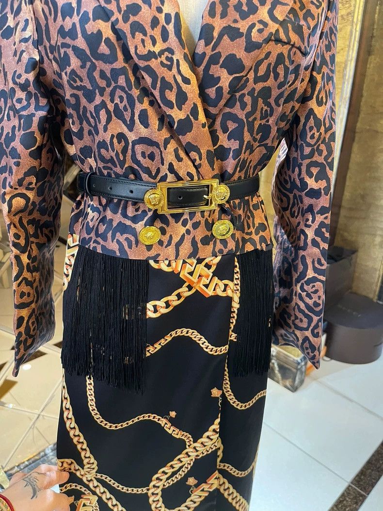 Versace Versace Three-dimensional rhinestone pagoda shoulder shrug Size M / US 6-8 / IT 42-44 - 3 Thumbnail