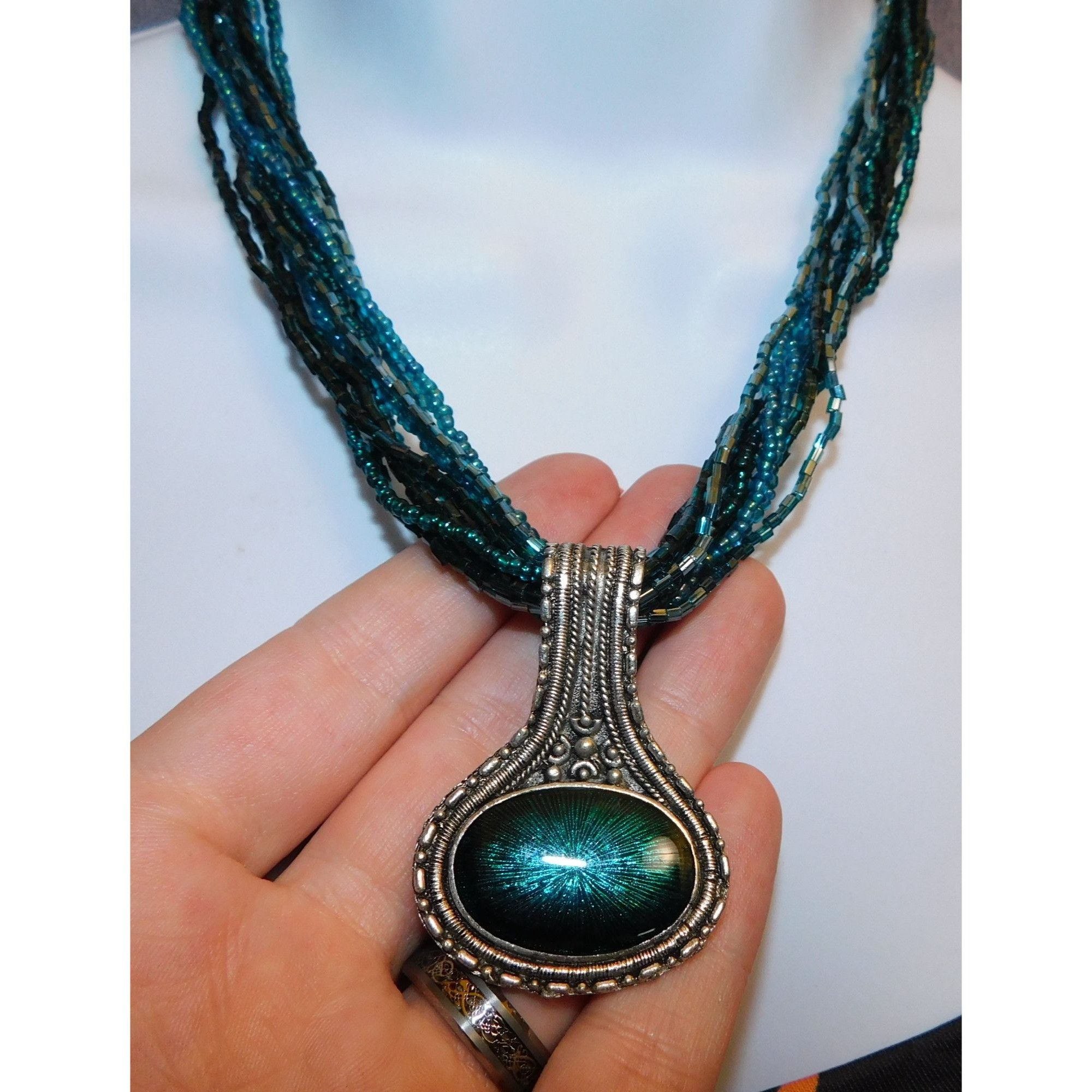 Other Mermaidcore Medallion Pendant Necklace With Glass Beads Size ONE SIZE - 1 Thumbnail