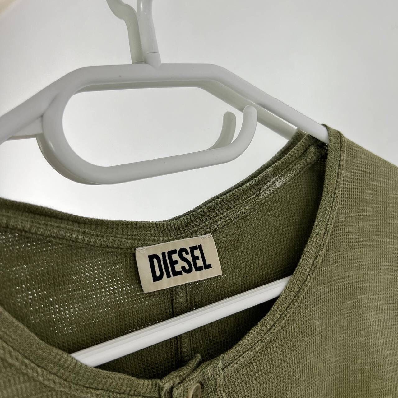 Diesel Rare 90s Diesel Tee Luxury Vintage T-shirt Size US S / EU 44-46 / 1 - 3 Thumbnail