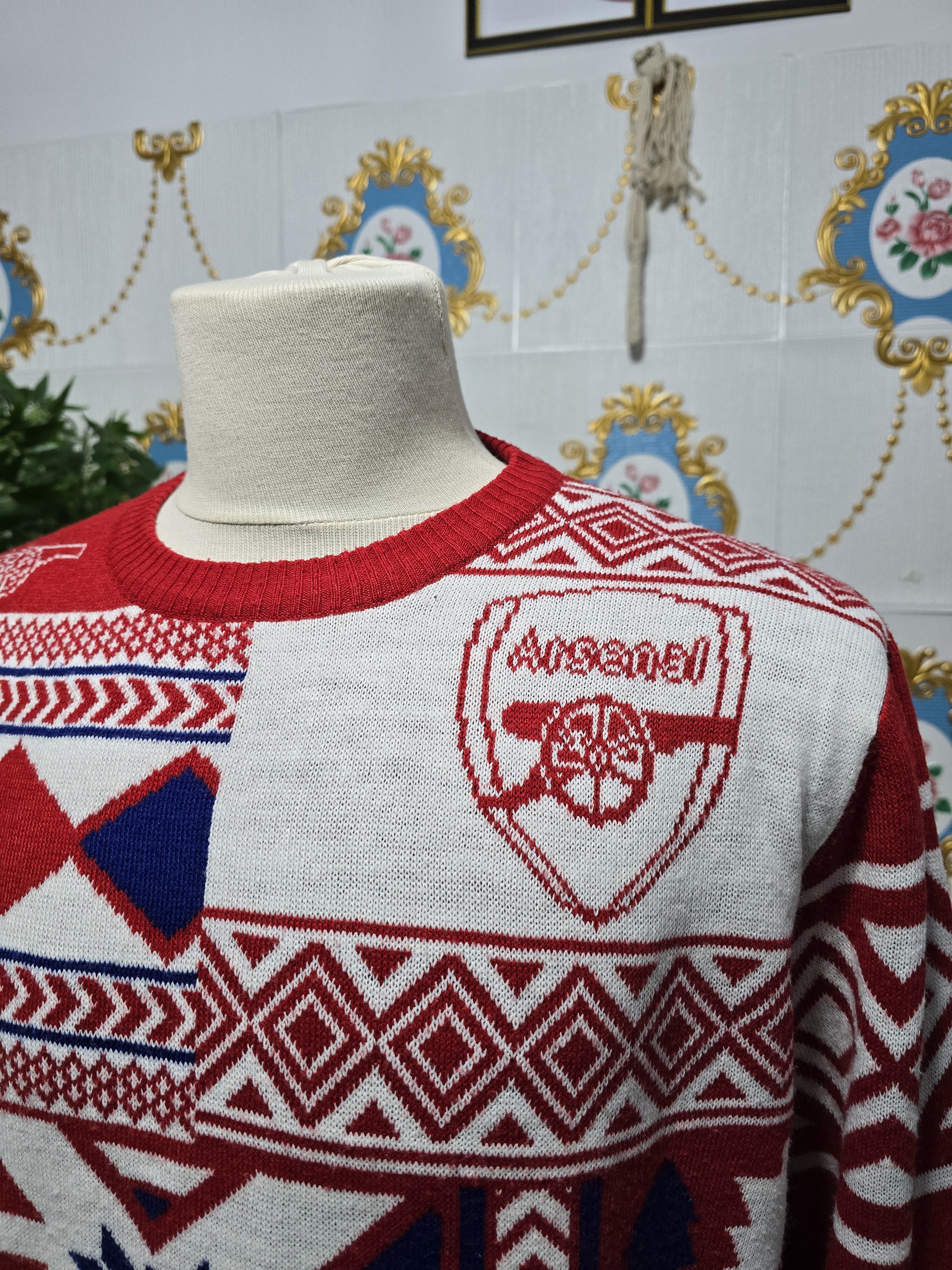 Other ARSENAL OFFICIAL sweater size Large Size US L / EU 52-54 / 3 - 4 Thumbnail