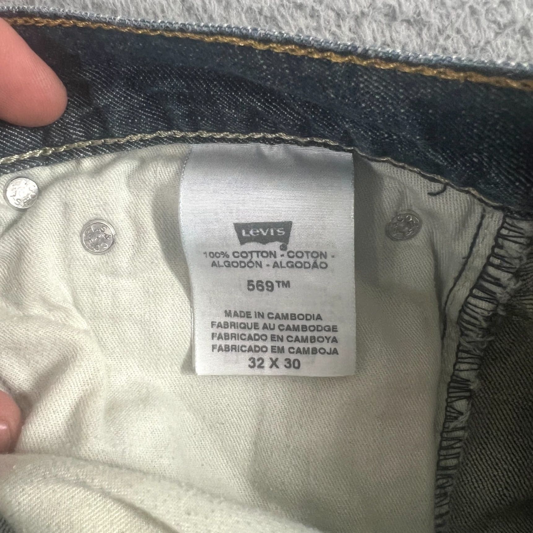 Levi's Levi's 569 Bermuda Shorts 35 Men Blue Denim Casual Travel 10" Jorts Grunge Y2K Size US 35 - 5 Thumbnail