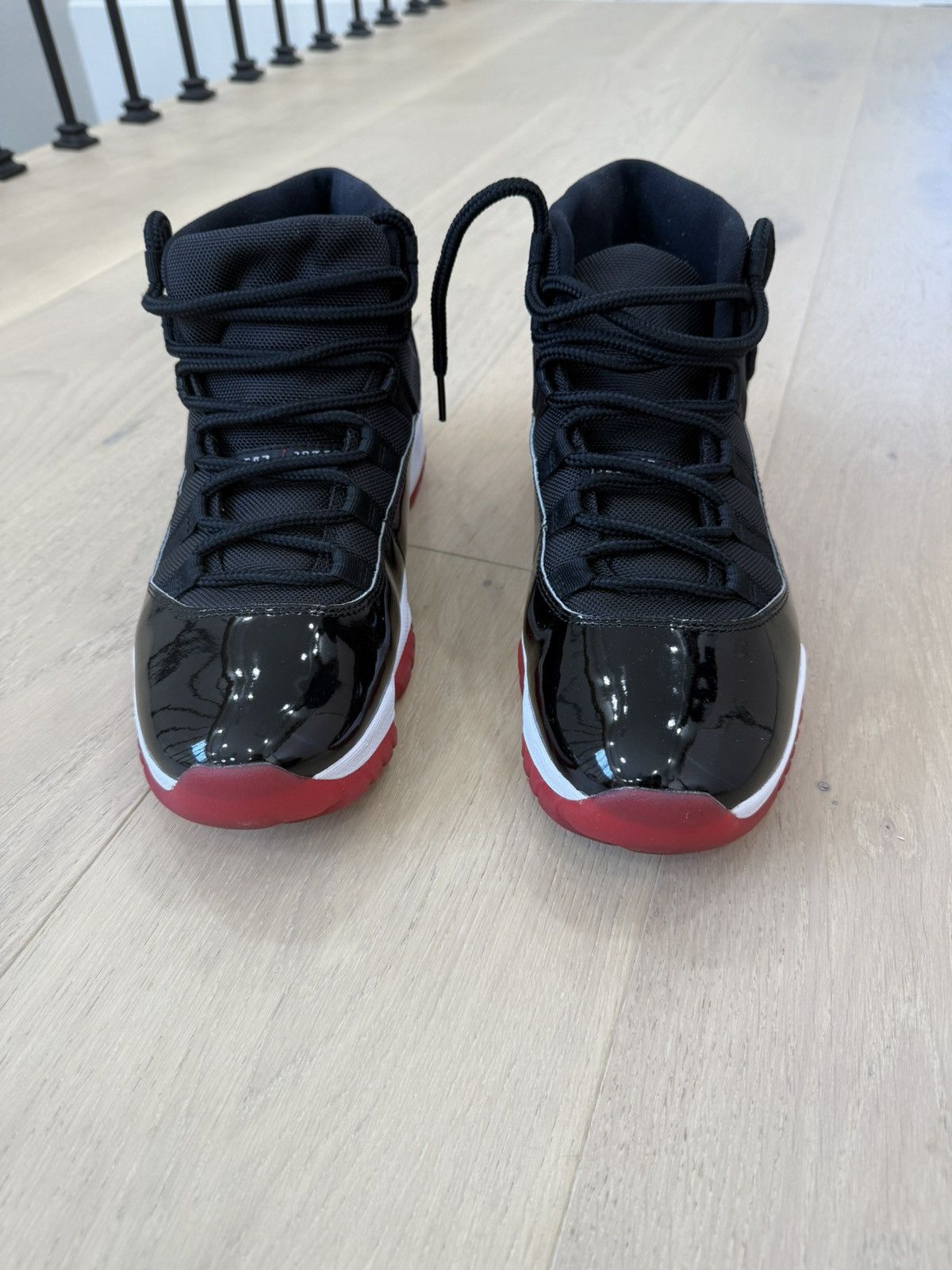 Jordan Brand Jordan “Bred” 11 Size US 11 / EU 44 - 2 Thumbnail