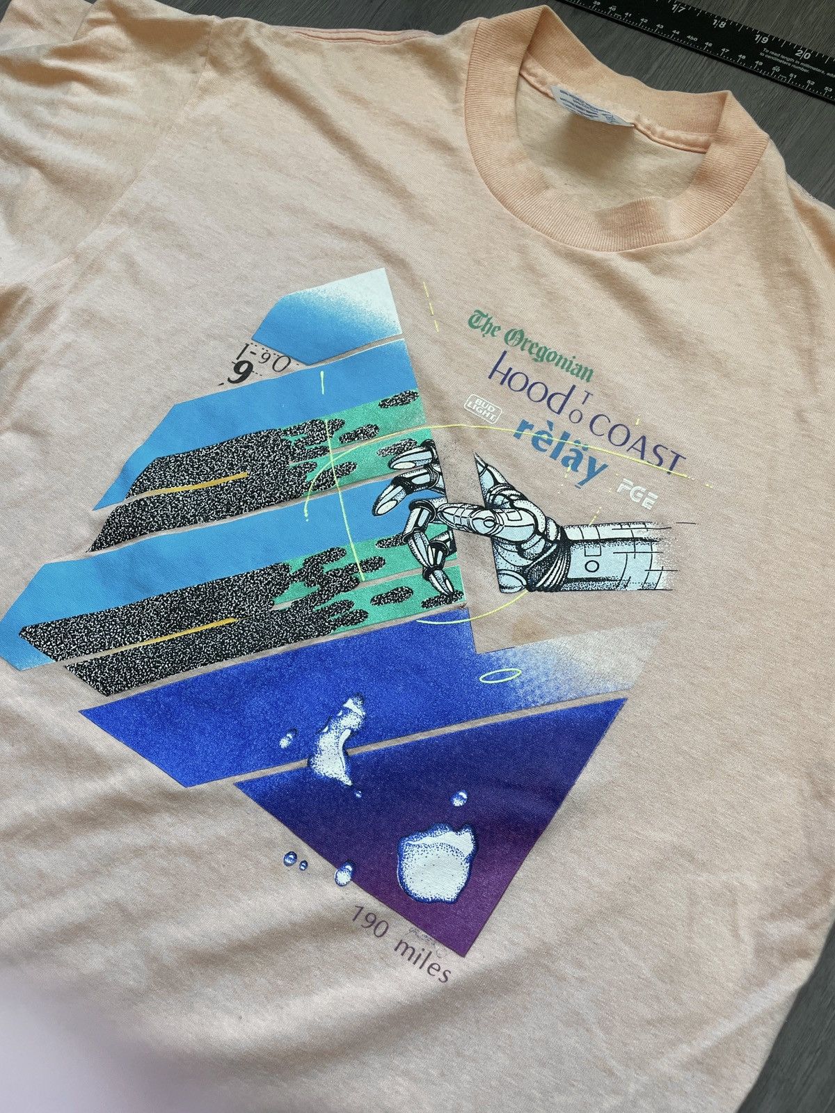 Vintage Vintage 1990’s “Hood to Coast Relay” Graphic T-Shirt (Sz. L) Size US L / EU 52-54 / 3 - 2 Thumbnail