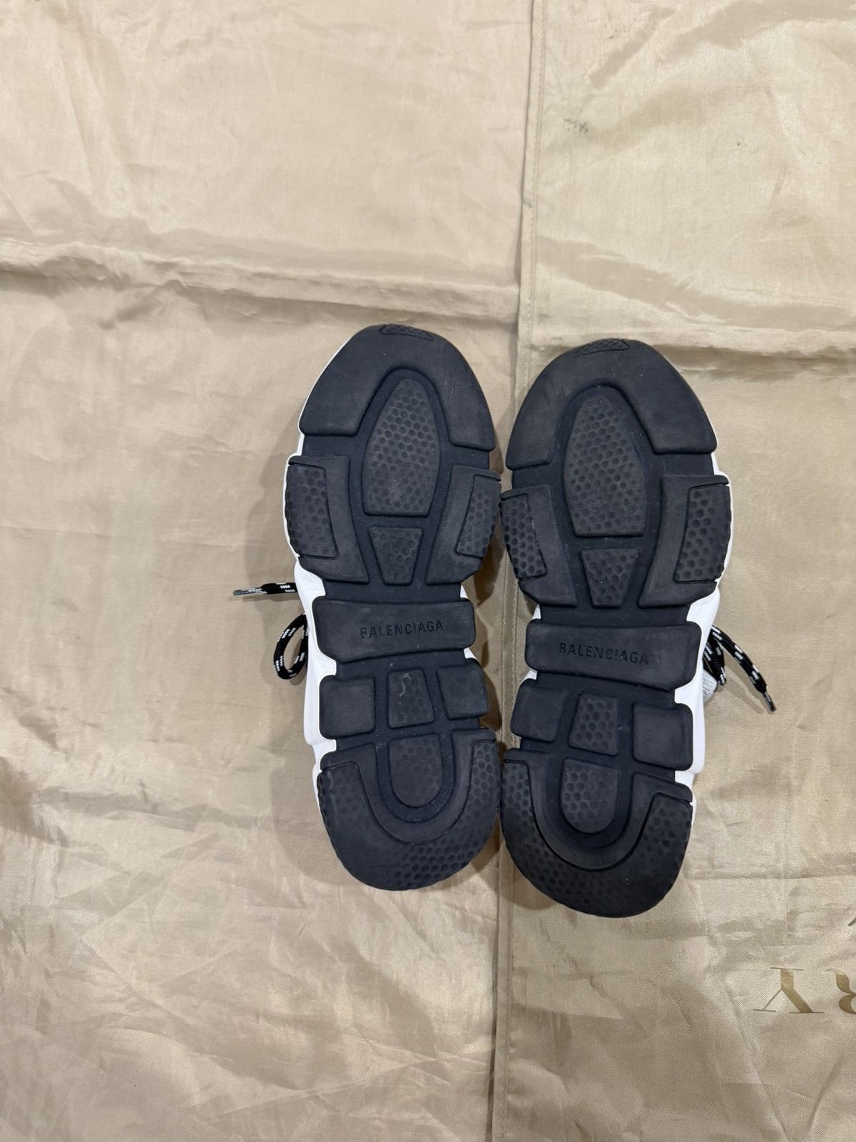 Balenciaga Balenciaga Wmns Speed Lace Up Sneaker 'Grey' size 41 Size US 8 / EU 41 - 6 Thumbnail