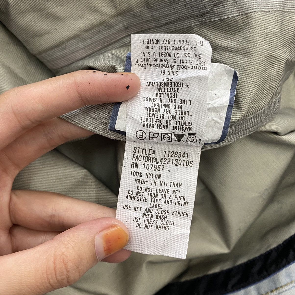 Montbell MONTBELL Outdoor Embroidered Brand Hooded Hiking Bomber Size US XL / EU 56 / 4 - 9 Thumbnail