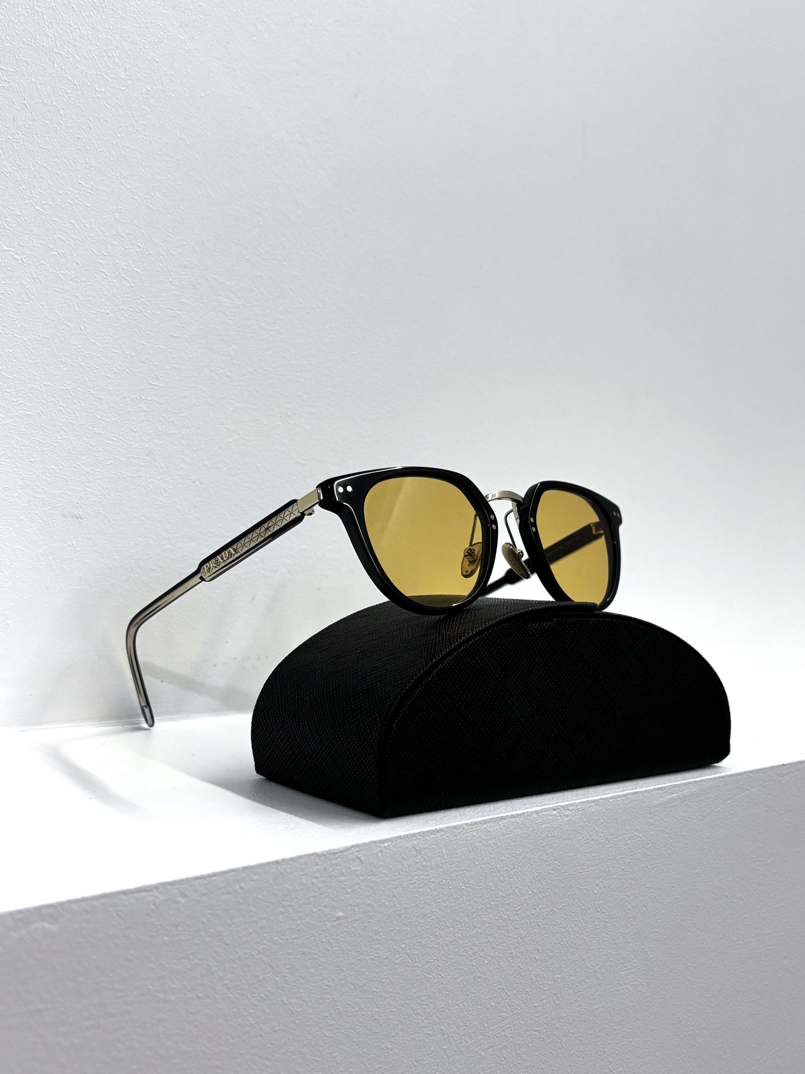 Prada SPR 17Y Sunglasses with Prada logo Size ONE SIZE - 8 Thumbnail