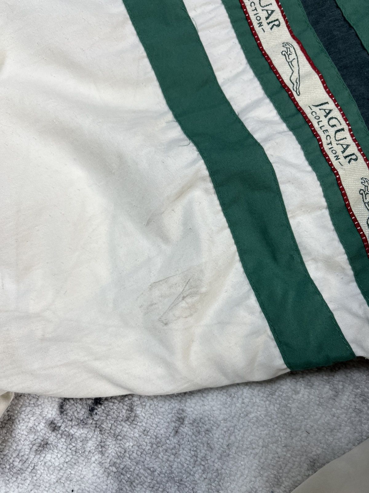 Vintage Vintage Jaguar Track Jacket Green White Zip XL Size US XL / EU 56 / 4 - 18 Thumbnail
