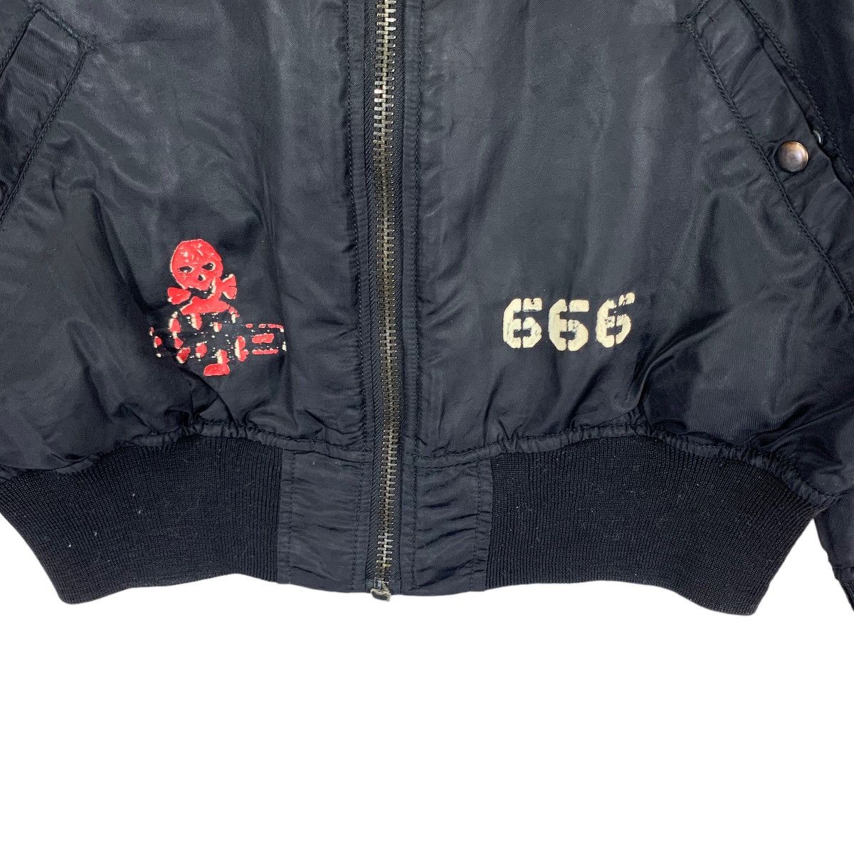Hiroshi Fujiwara VINTAGE 90s THE SCUM LIVES ON ROCK BAND BOMBER ZIPPER JACKET Size US L / EU 52-54 / 3 - 5 Thumbnail
