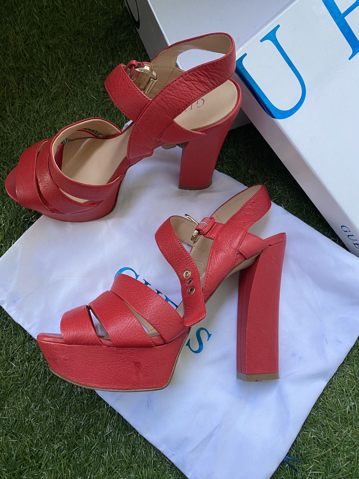 Guess Leather heels in size 39 eu Size US 9 / IT 39 - 1 Thumbnail