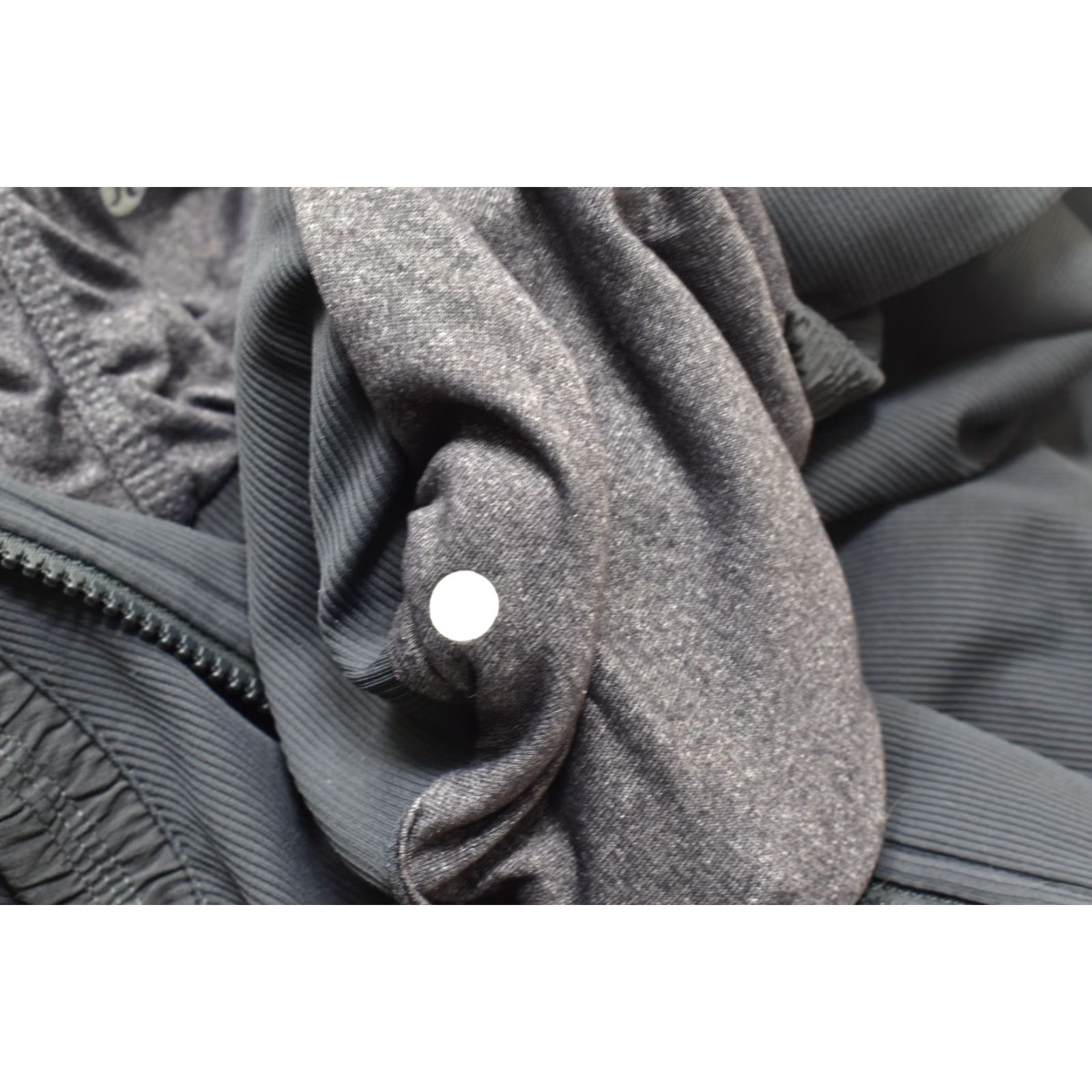 Lululemon Lululemon Dance Studio Jacket Black Size 4 Women Lightweight Hooded Full Zip Ribbed Jacket Size S / US 4 / IT 40 - 7 Thumbnail