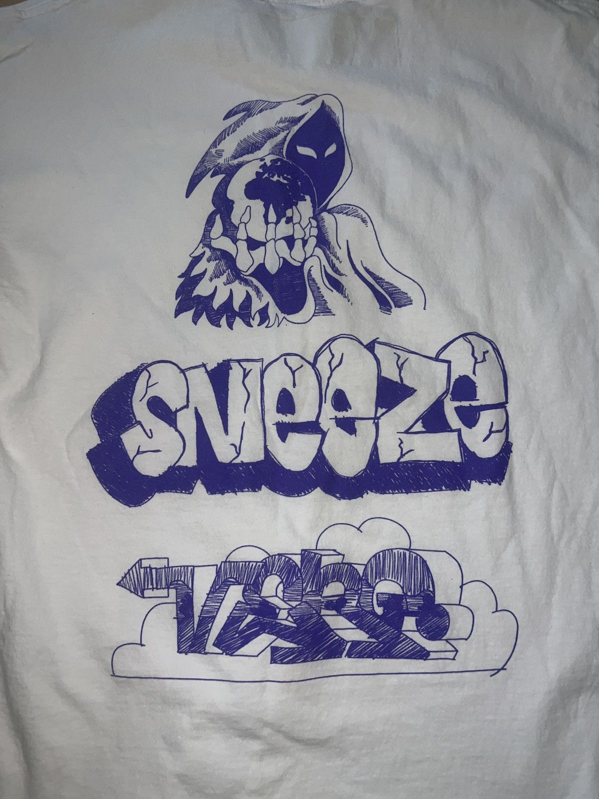 Off-White sneeze magazine x virgil abloh / off white Size US L / EU 52-54 / 3 - 7 Thumbnail