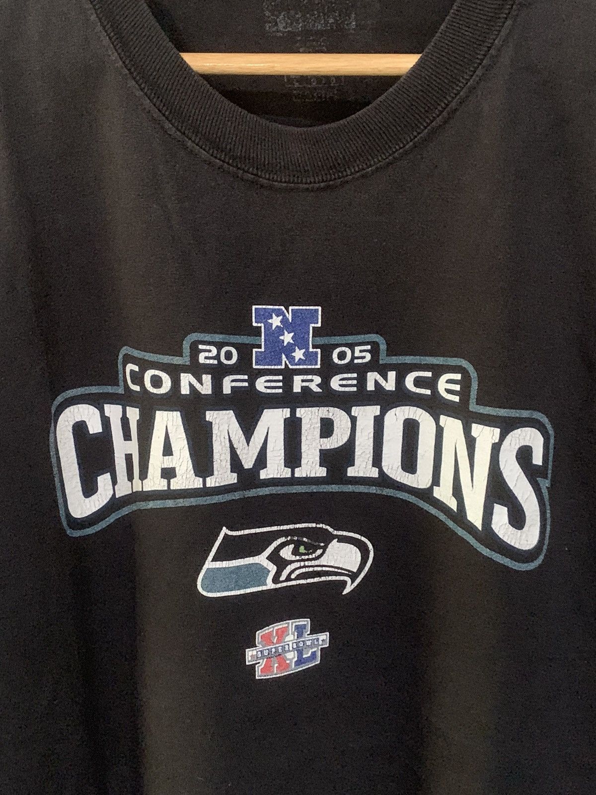 Champion × NFL × Vintage Vintage 2005 Conference Champion Tee Size US L / EU 52-54 / 3 - 6 Thumbnail