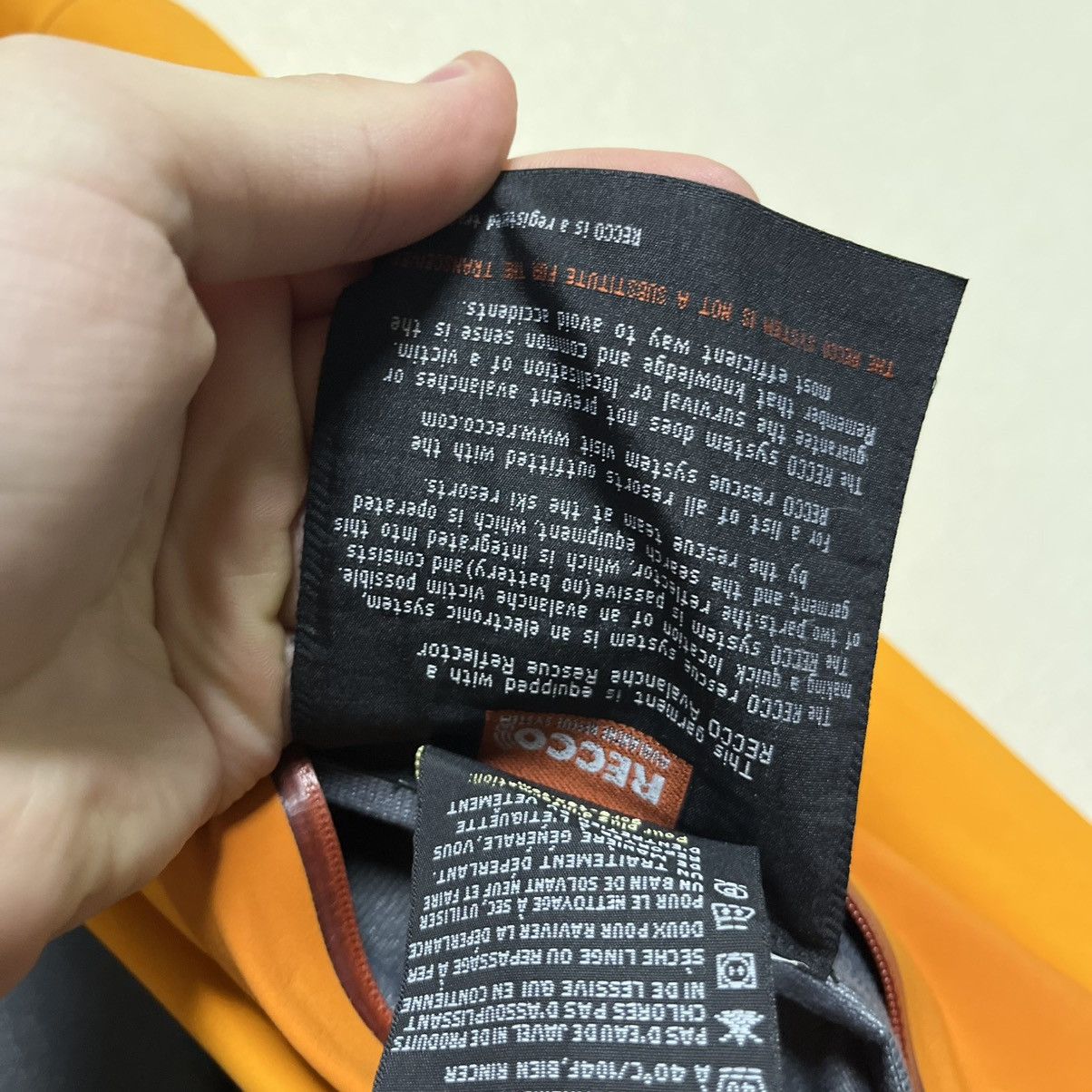 Arc'teryx Men's Arcteryx Beta Gore-Tex Jacket Recco Gorpcore Size US L / EU 52-54 / 3 - 20 Thumbnail