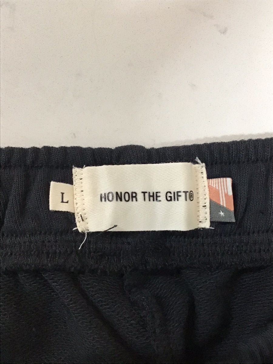Honor the Gift HONOR THE GIFT D-HOLIDAY DRIVE IN SWEATS BLACK Size US 34 / EU 50 - 4 Thumbnail