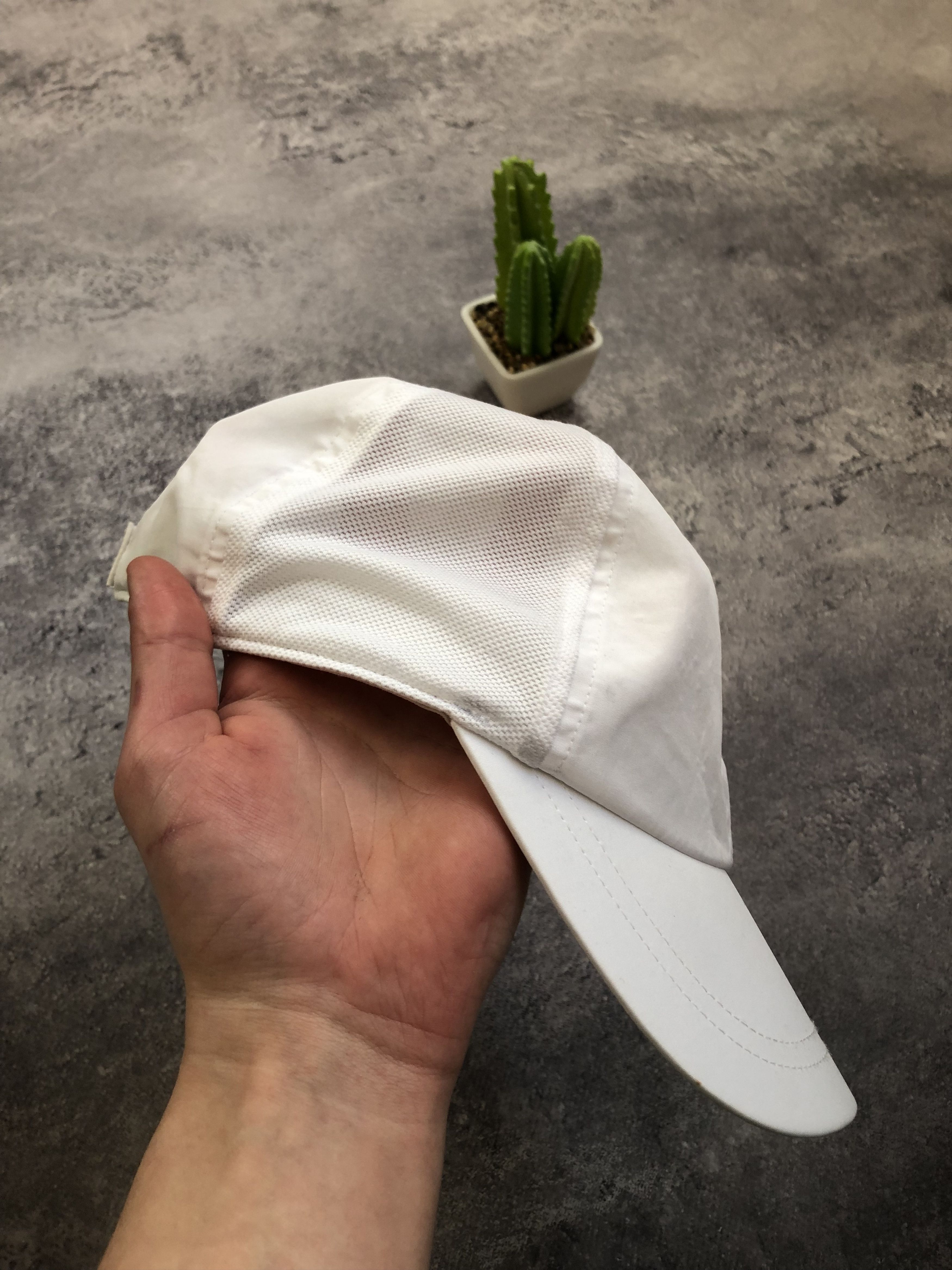 Asics ASICS White Streetwear Mini Logo Minimalistic Hype Cap Size ONE SIZE - 3 Thumbnail