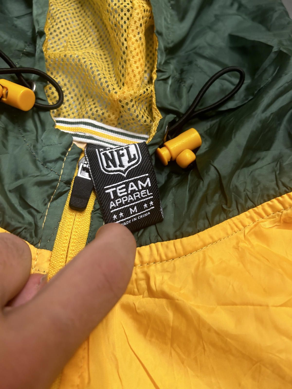 Designer Green Bay Packers NFL Hooded Jacket - Medium Size US M / EU 48-50 / 2 - 4 Thumbnail