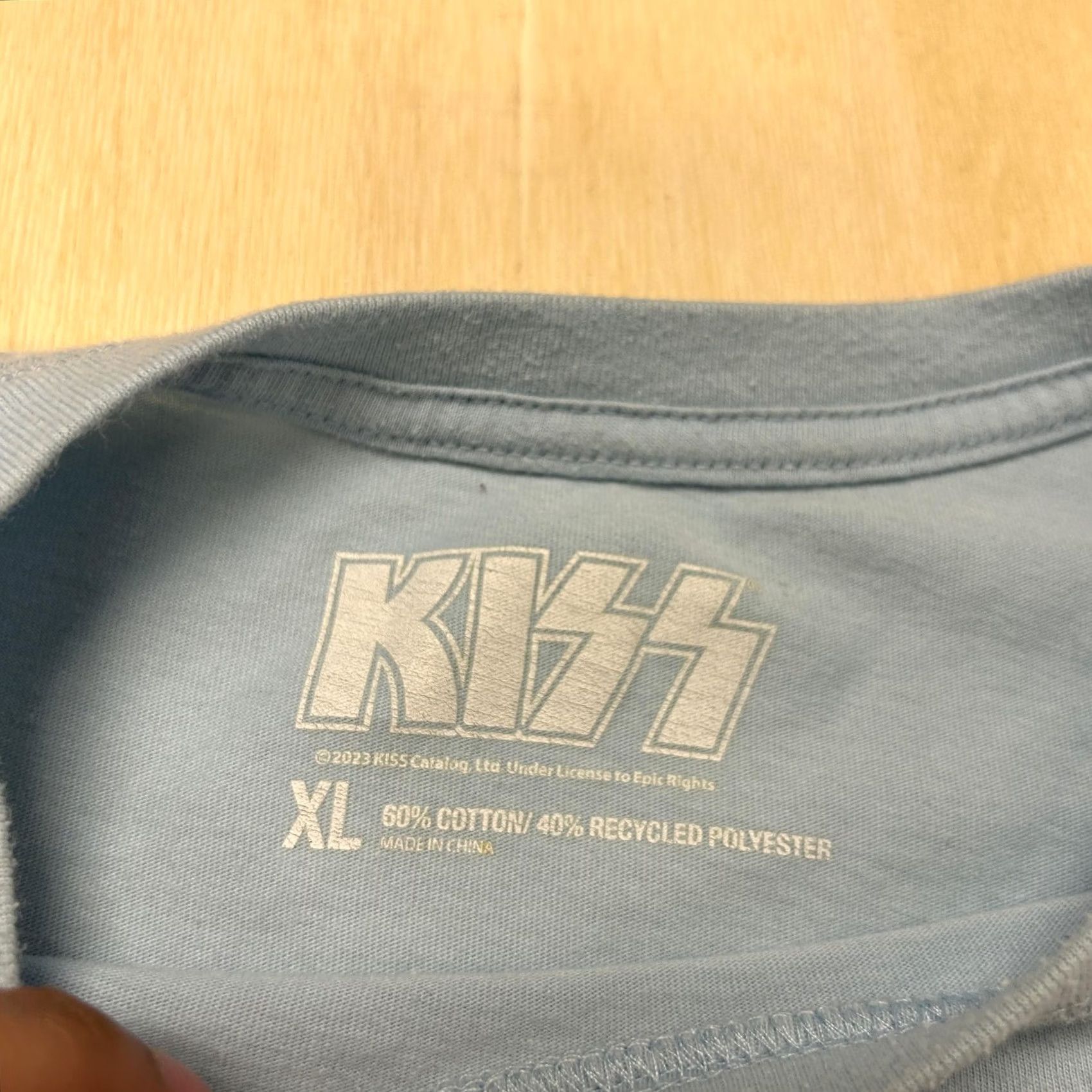 Vintage KISS Shirt Mens XL Blue USA Flag Patriotic Rock Music Band Graphic Tee T-Shirt Size US XL / EU 56 / 4 - 4 Thumbnail
