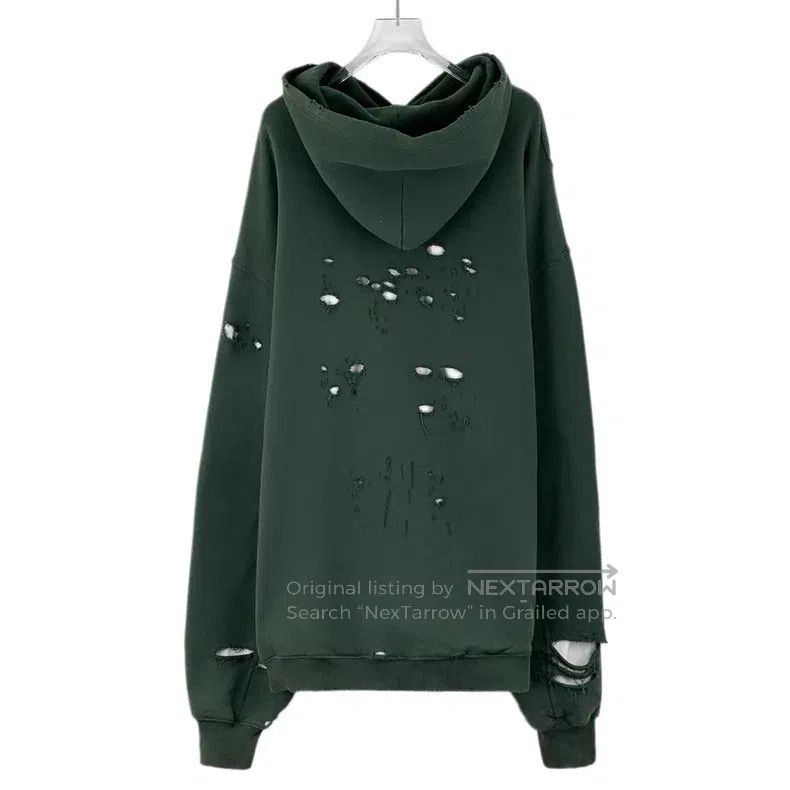 Balenciaga Balenciaga Military green logo letter printed hole design Size US M / EU 48-50 / 2 - 2 Thumbnail