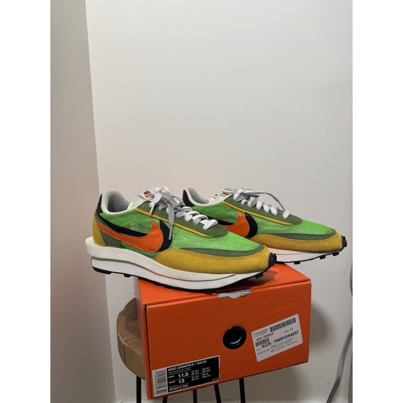 Nike Nike x Sacai Green Gusto Safety Orange LD Waffle Sneakers Size US 11.5 / EU 44-45 - 1 Thumbnail
