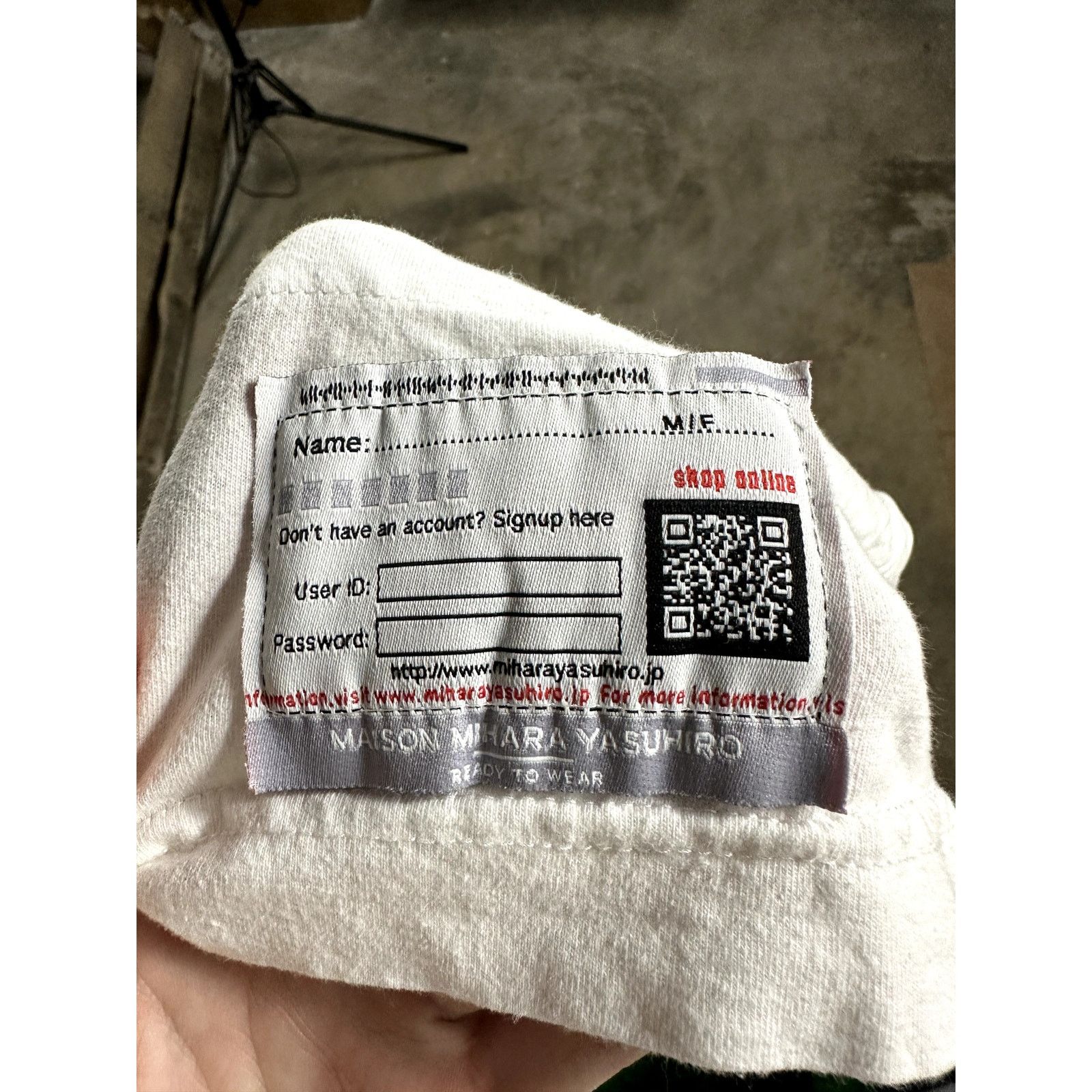 Maison MIHARA YASUHIRO Maison Mihara Yasuhiro Tee White Used 46 Large Size US M / EU 48-50 / 2 - 7 Thumbnail