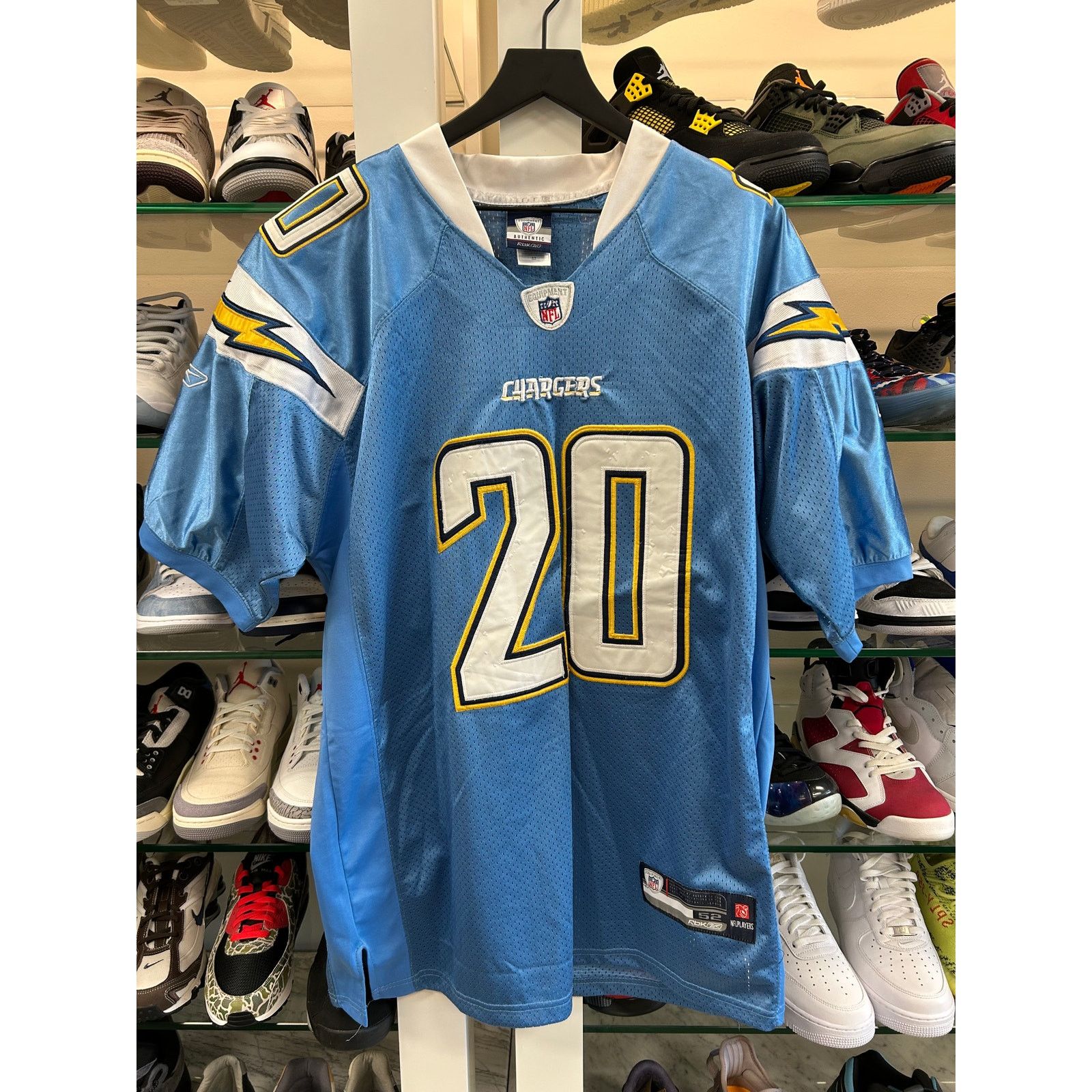 Reebok Antoine Cason #20 San Diego Chargers powder blue jersey 2XL Size US XXL / EU 58 / 5 - 1 Thumbnail