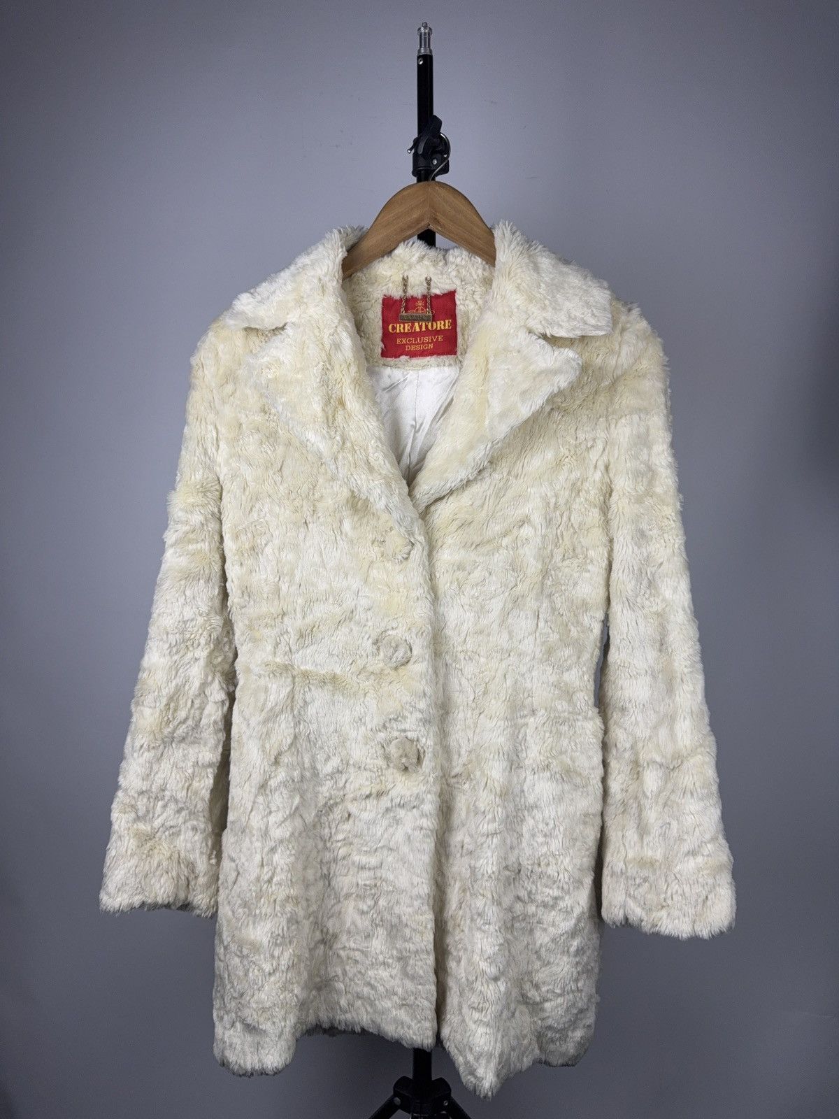 Japanese Brand Avant Garde 00s Ivory Faux Fur Coat Vintage Korean Designer Size S / US 4 / IT 40 - 1 Thumbnail