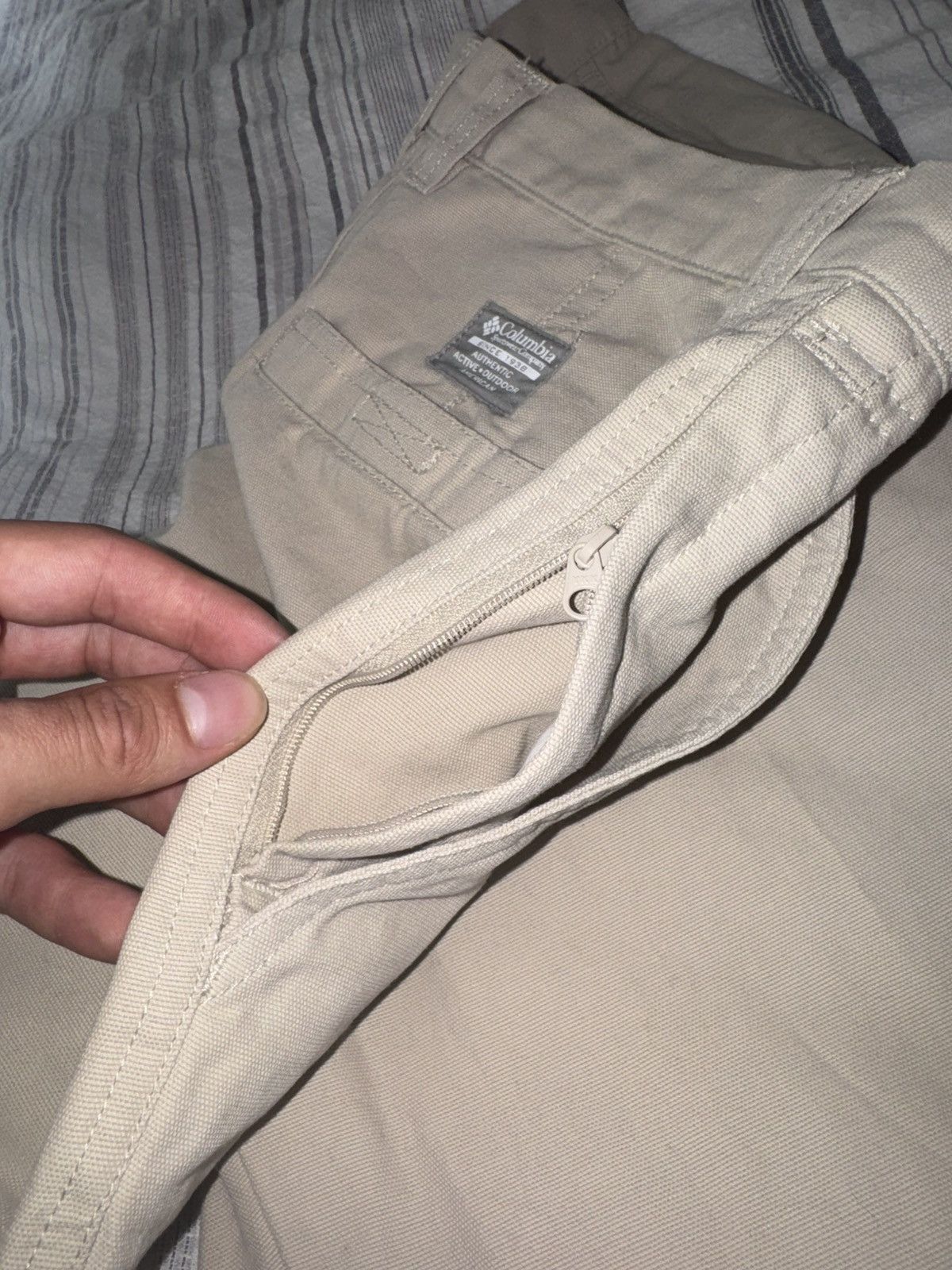 Columbia Columbia Cargos Size US 32 / EU 48 - 4 Thumbnail