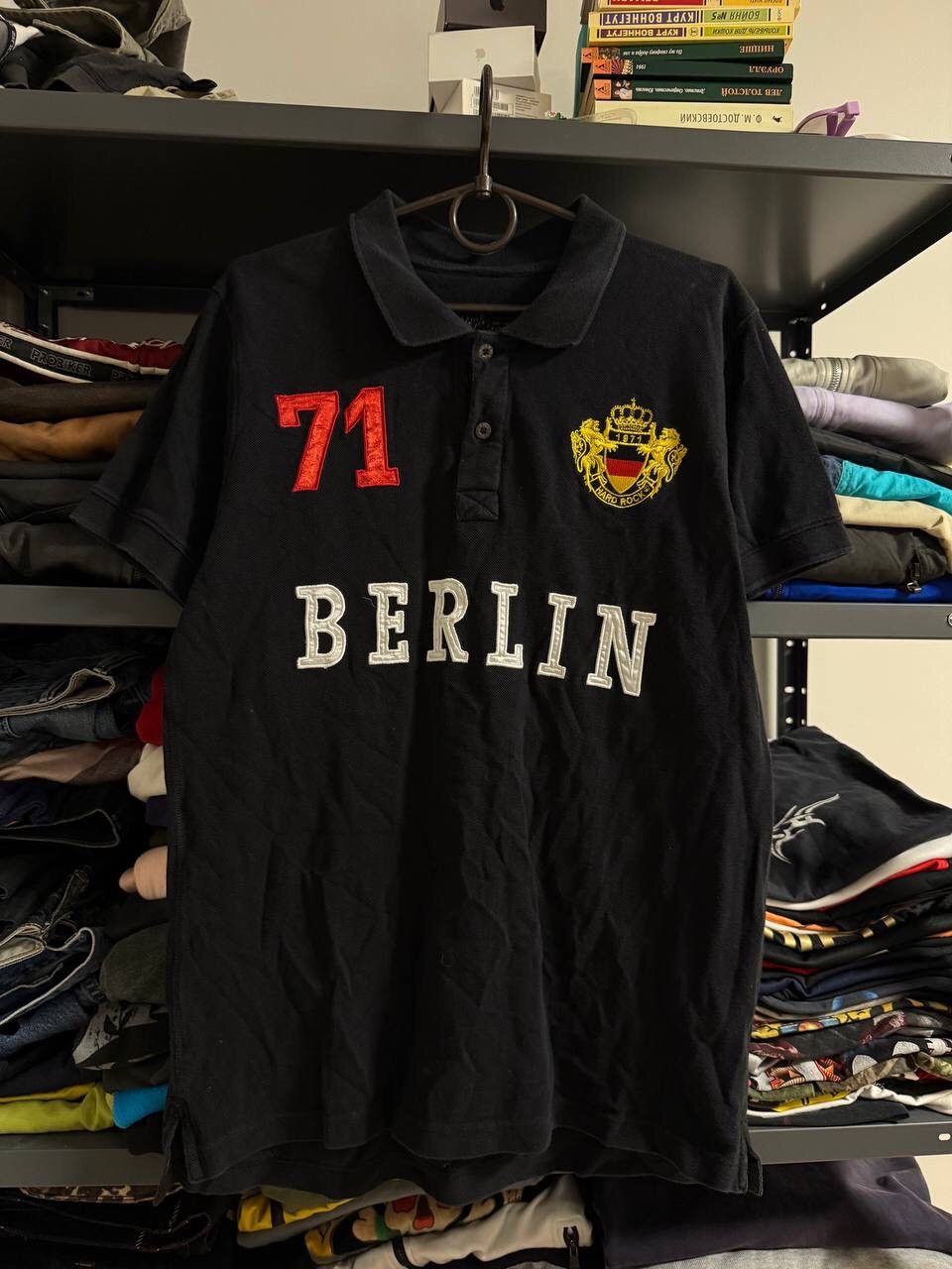 Vintage Vintage Berlin Hard Rock Ralph Lauren Style Polo Tee Size US M / EU 48-50 / 2 - 1 Thumbnail